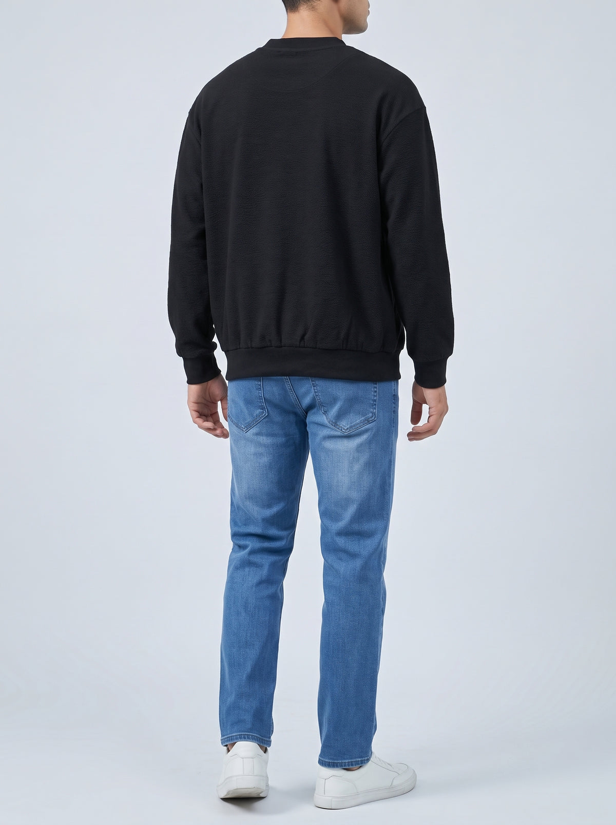TEXTURED BLACK SWEATSHIRT REALITY