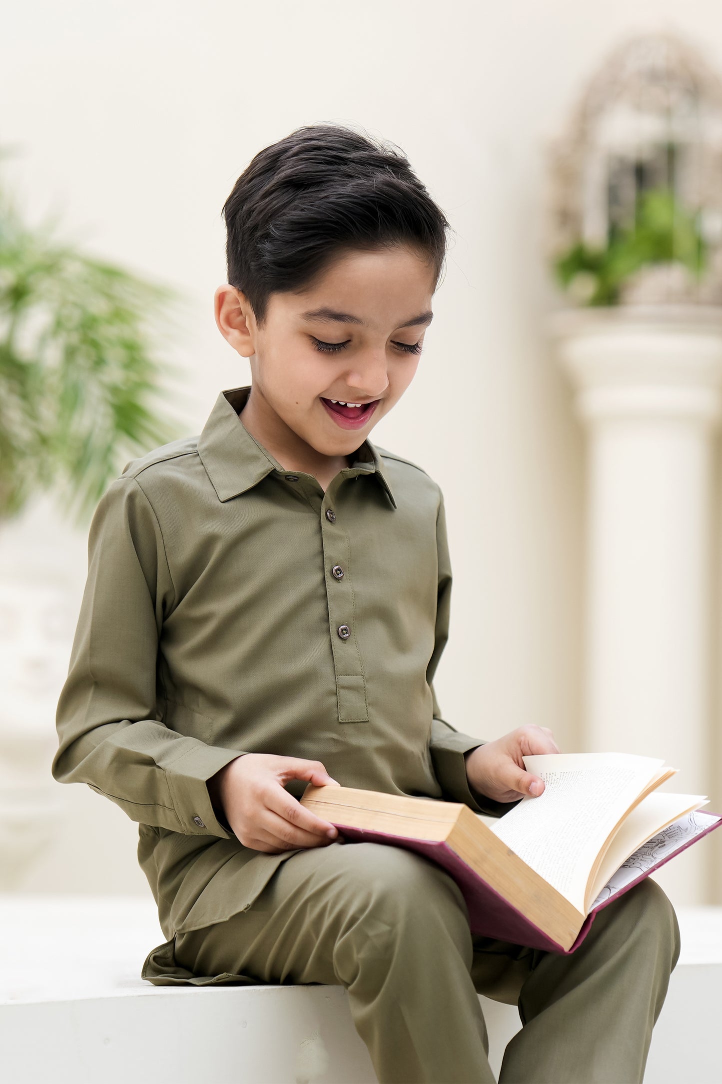 OLIVE SHALWAAR KAMEEZ Reality