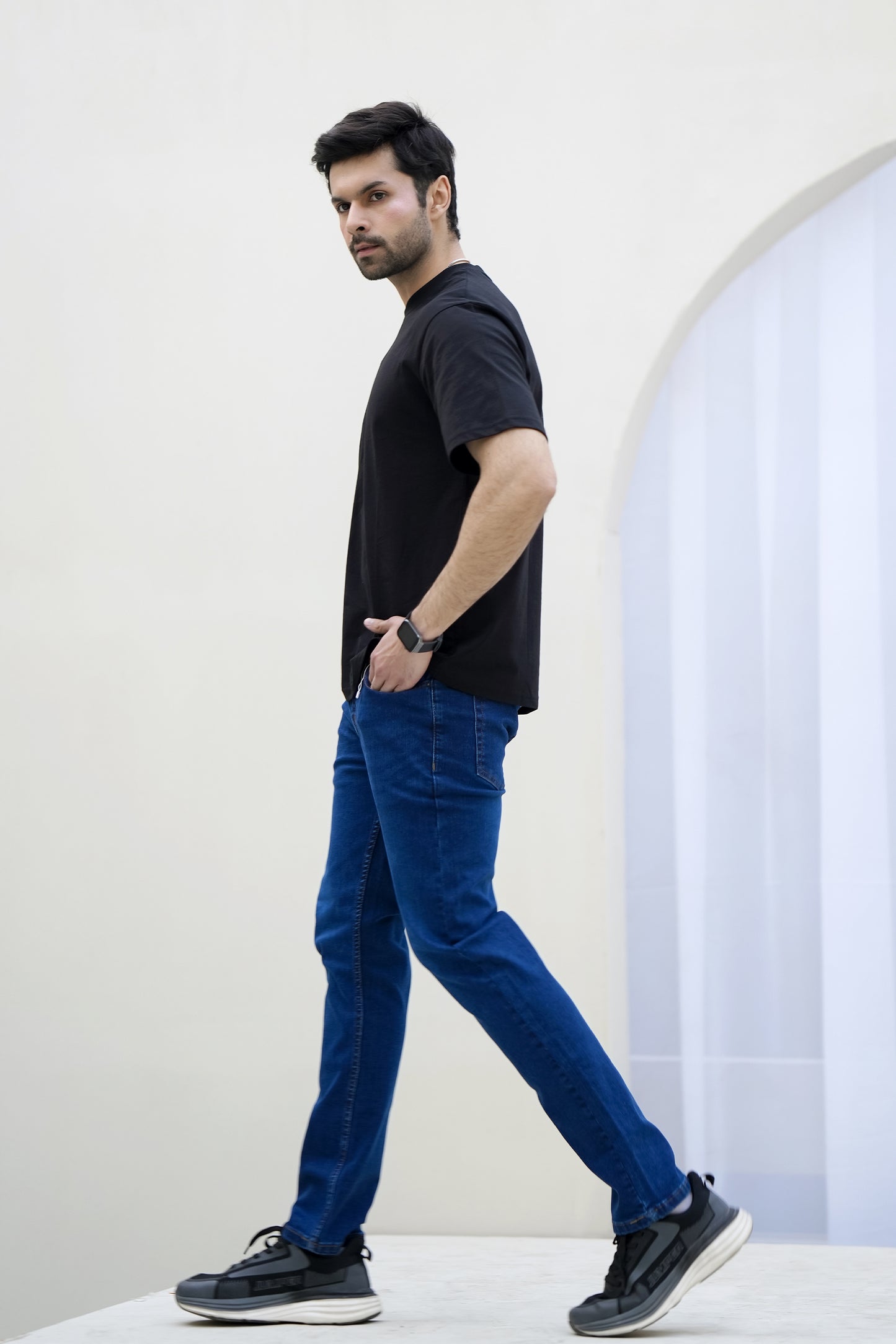 MEN BLACK DOWN SHOULDER T-SHIRT Reality