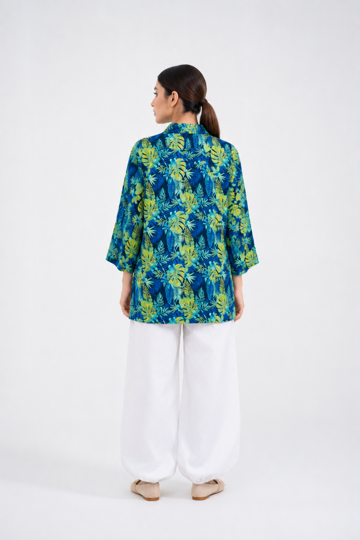 LADIES PARROT TOP Reality