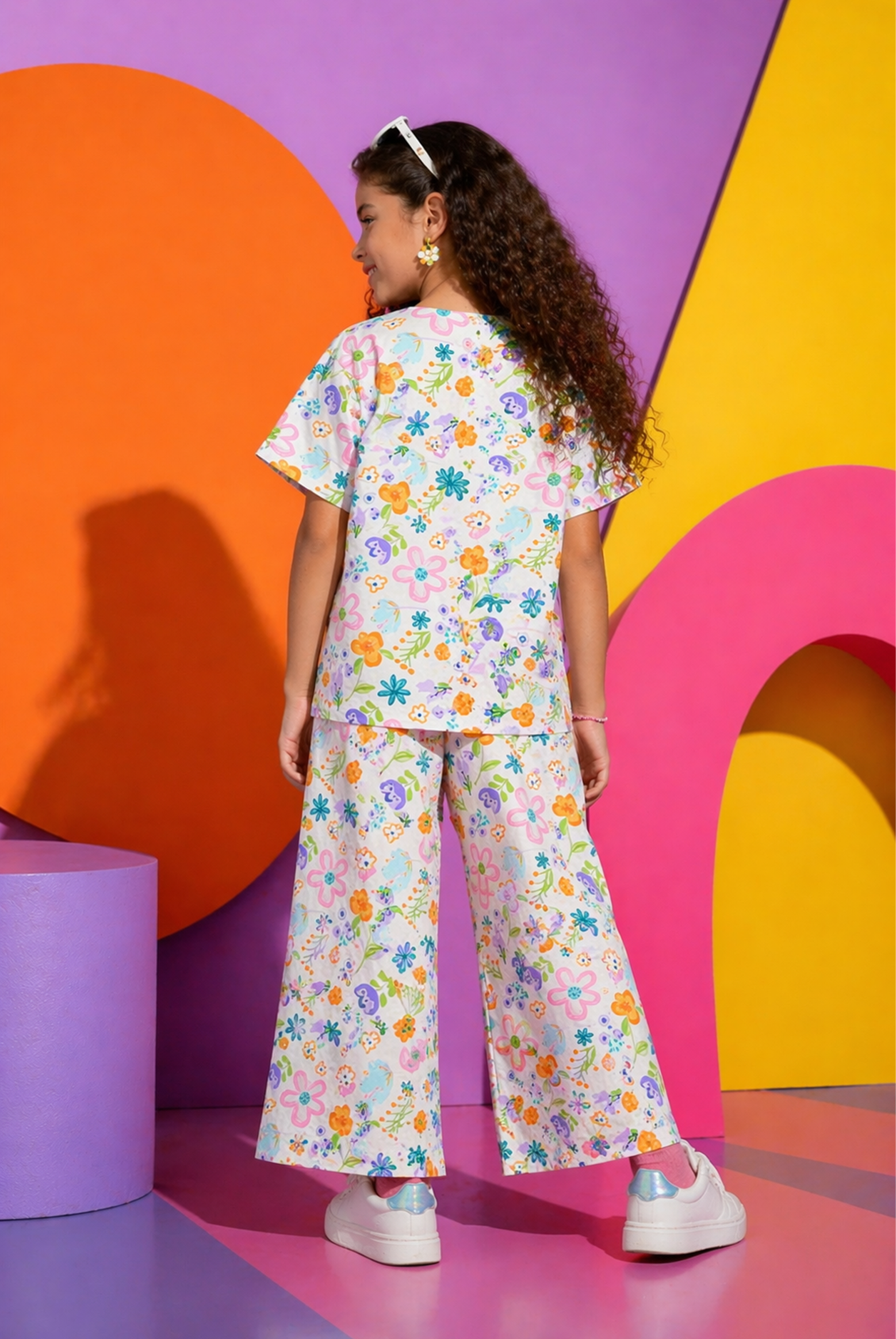SCAR LET SCRIPT WHITE CO-ORD SET Reality