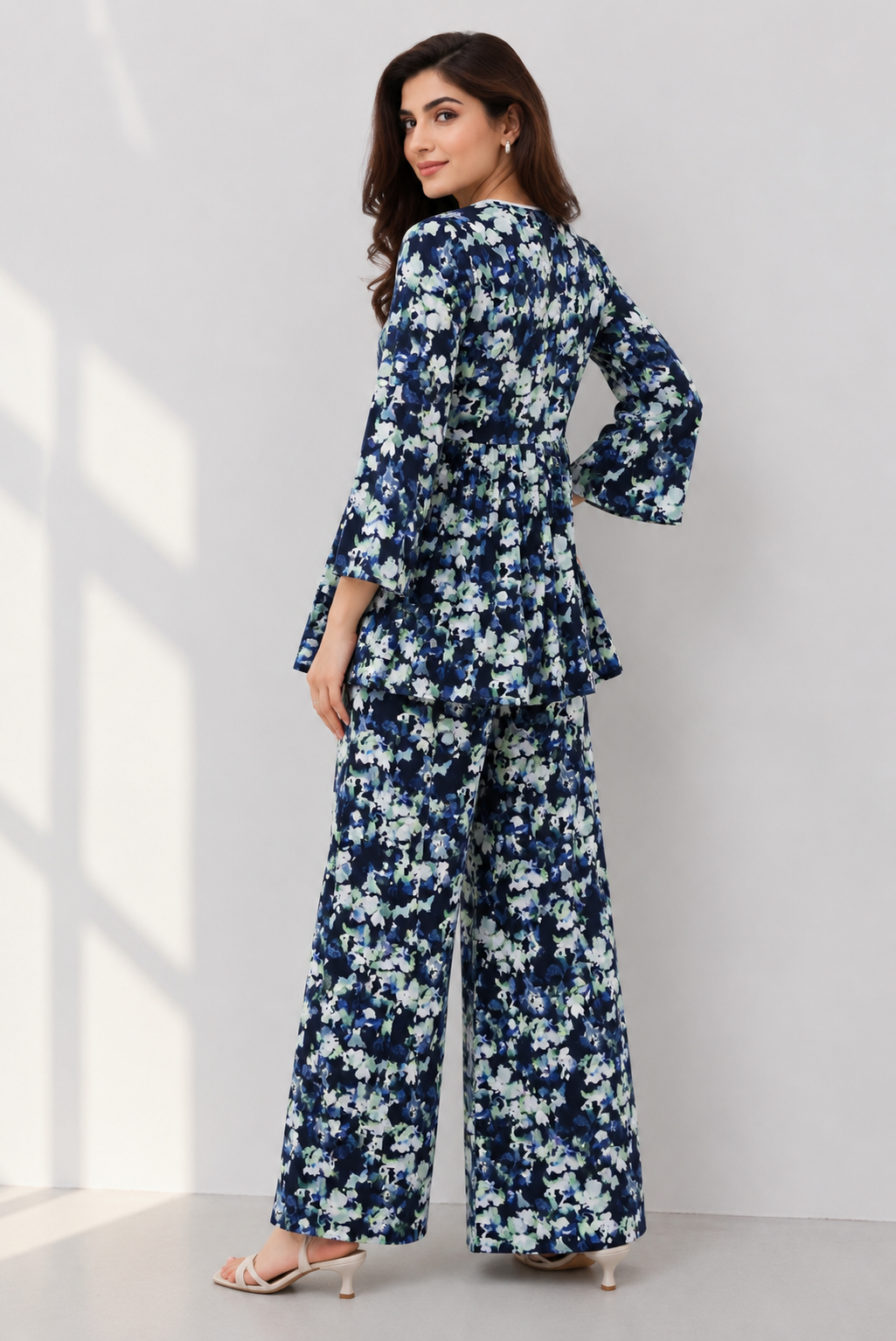BLUSH BOTANICAL NAVY CO-ORD Reality