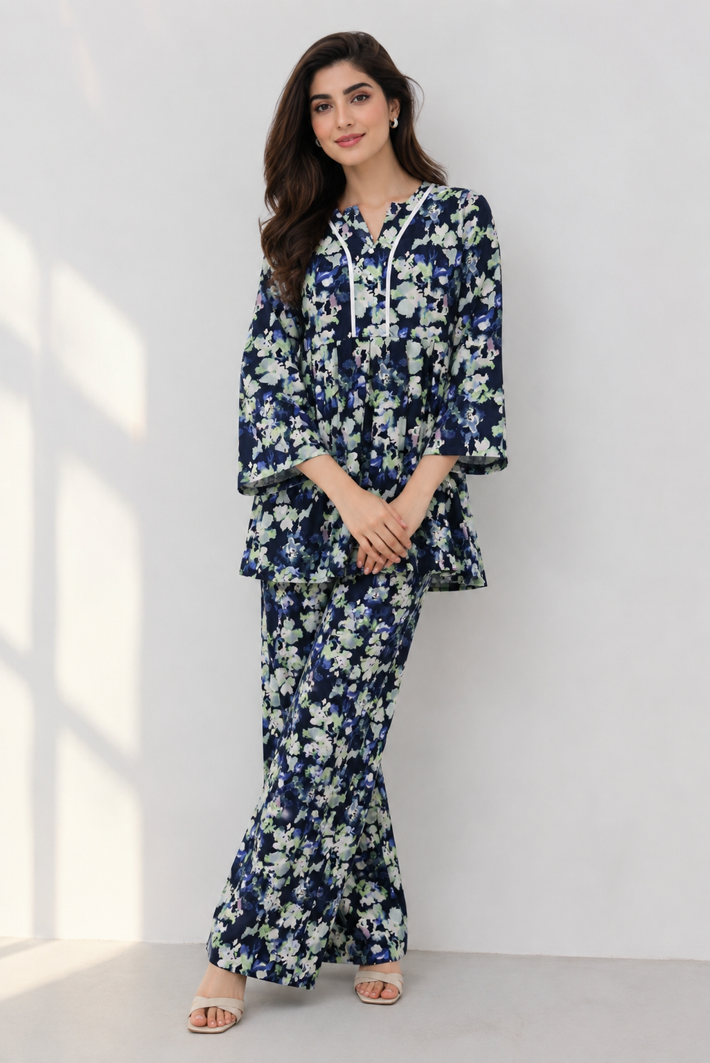 BLUSH BOTANICAL NAVY CO-ORD Reality