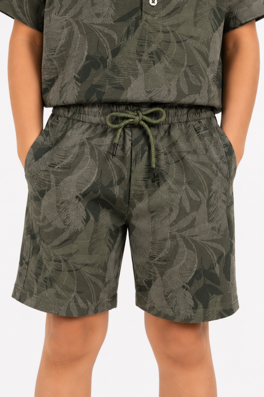 PRINTED GREEN SHORTS Reality