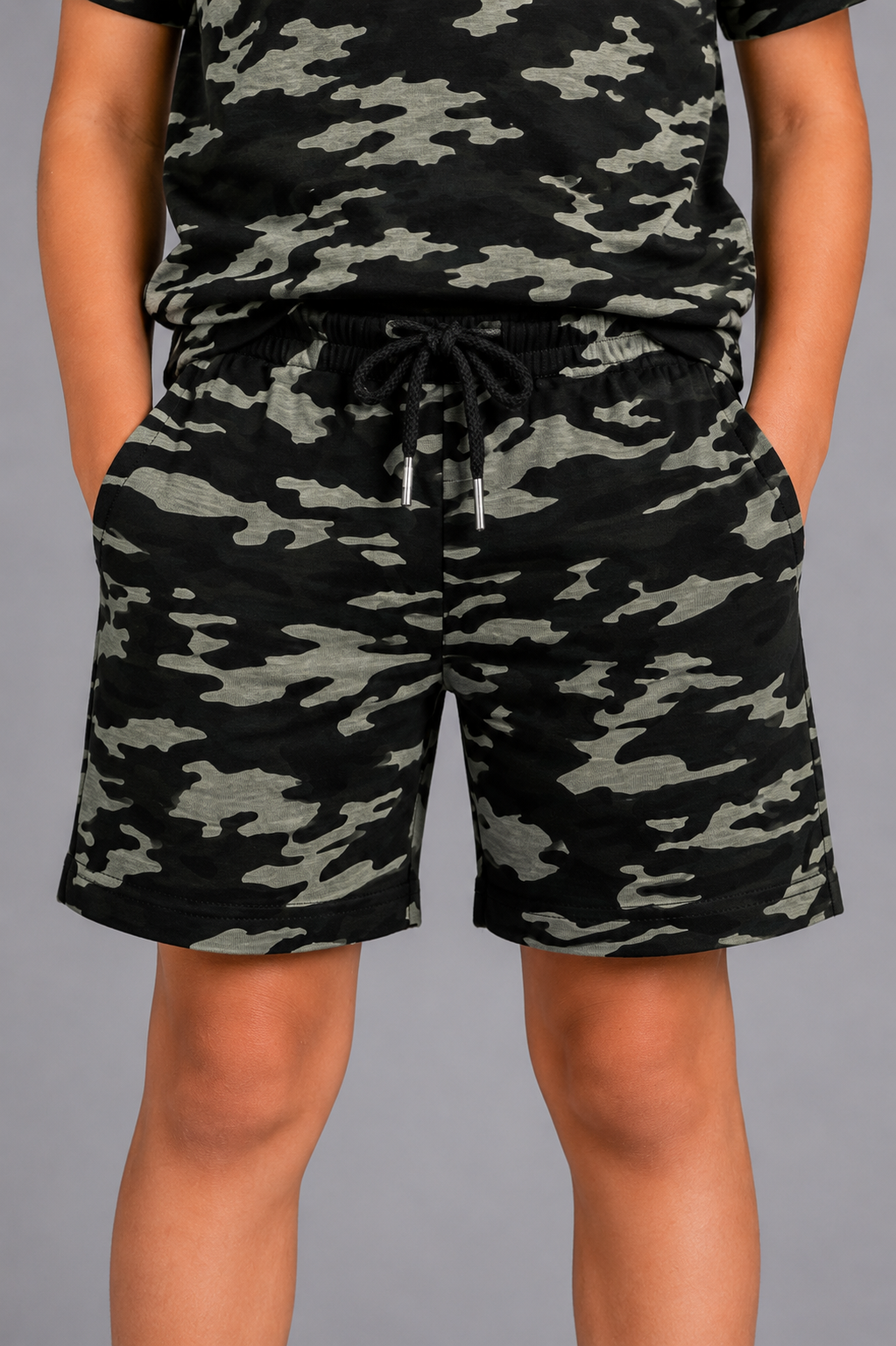 BOYS ARMY GREEN SHORTS Reality