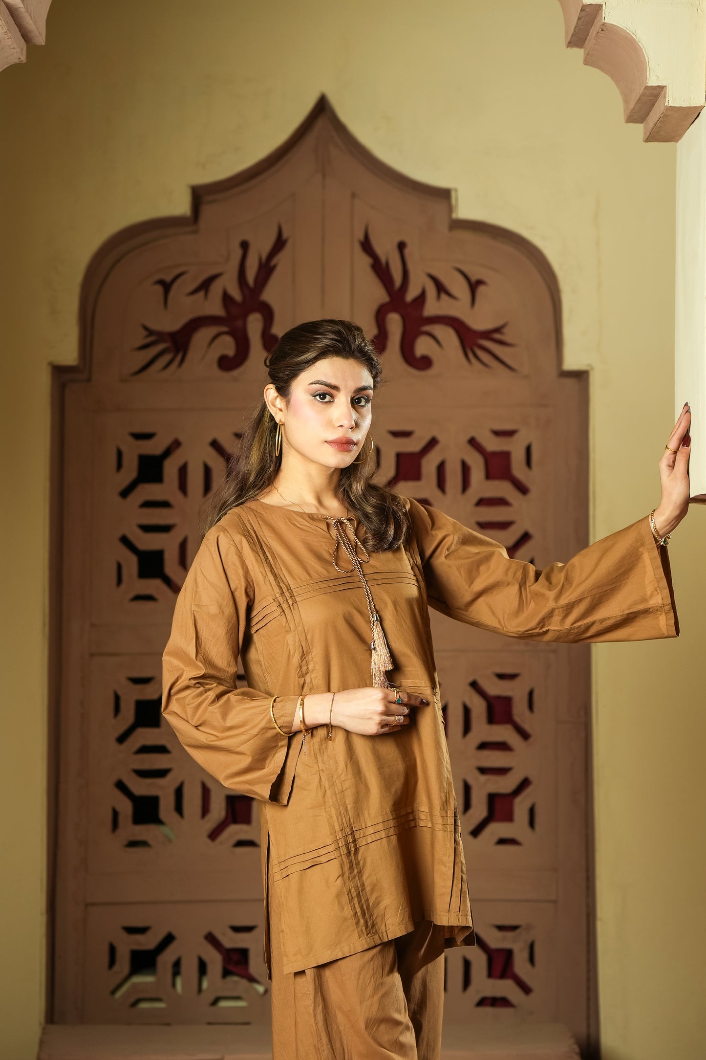 AMBER PLEAT SUIT Reality