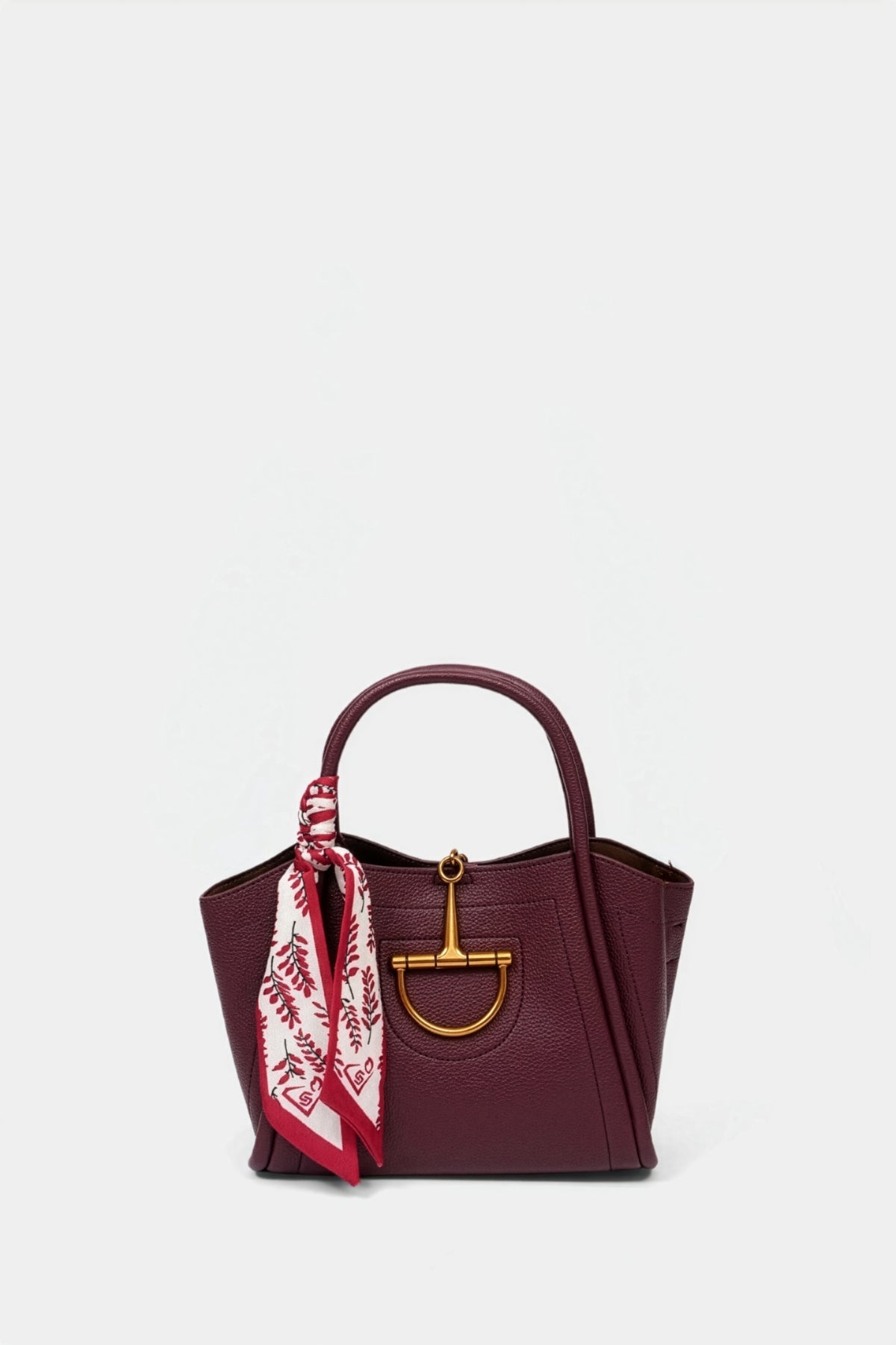 D CHAIN RED HANDBAG Reality