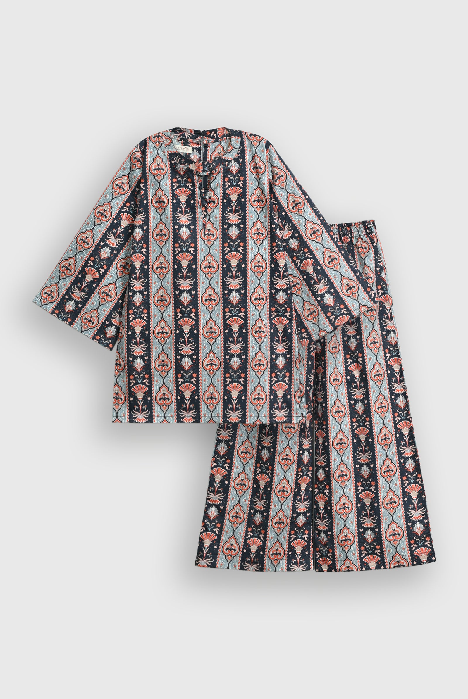 NAVY ETHNIC POP CO-ORD SET Reality