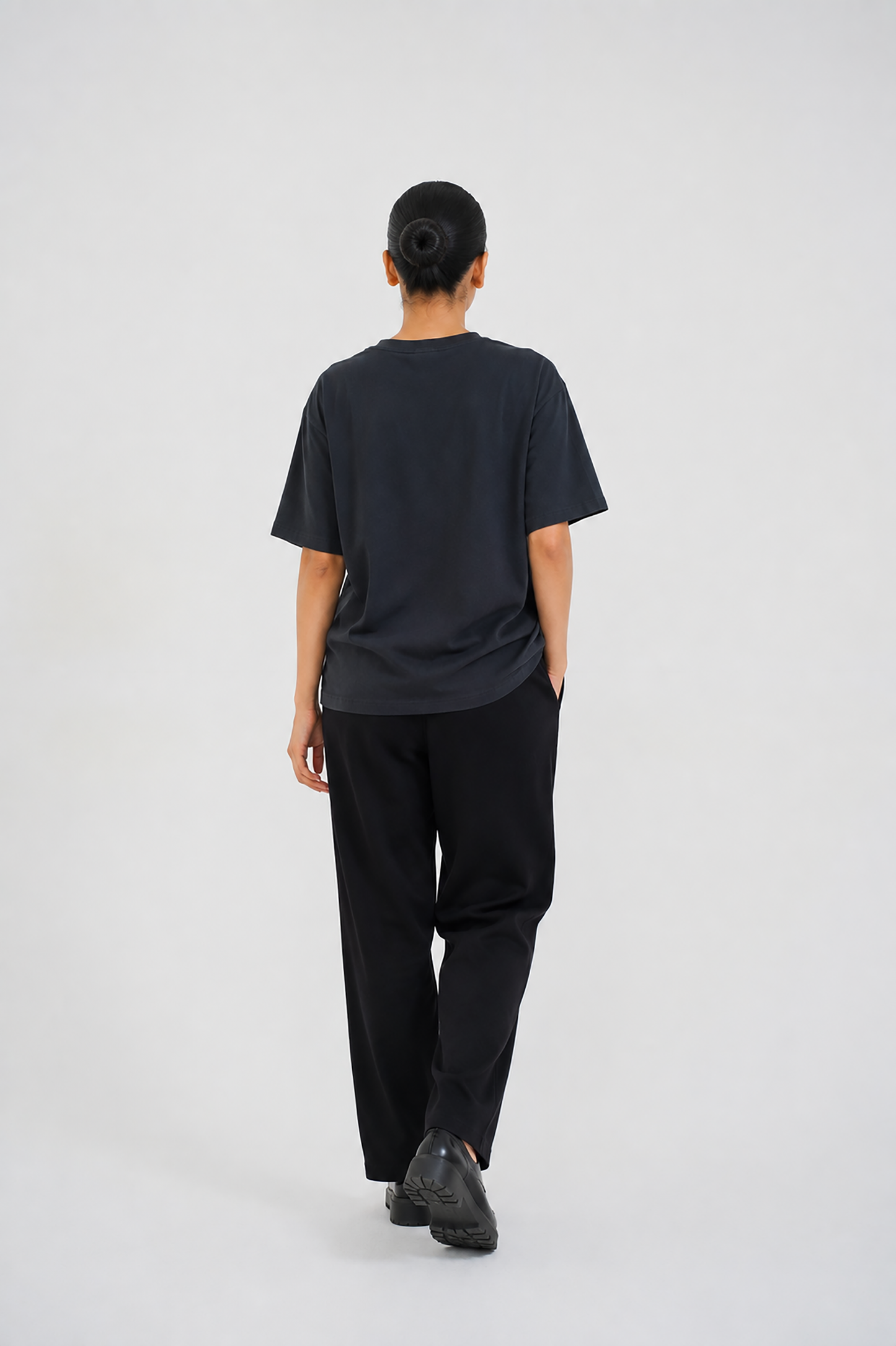 LADIES 2014 GRAPHIC DARK GREY TEE
