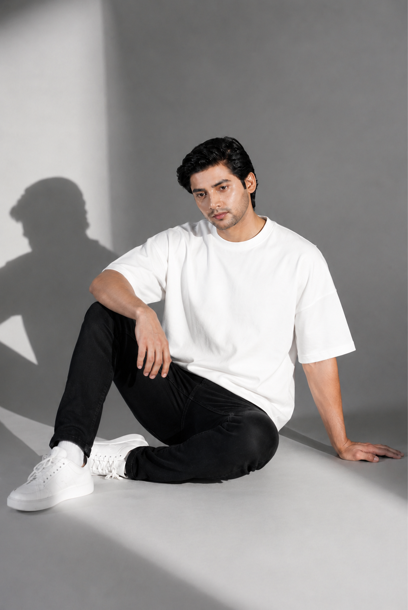 MEN WHITE DOWN SHOULDER T-SHIRT Reality