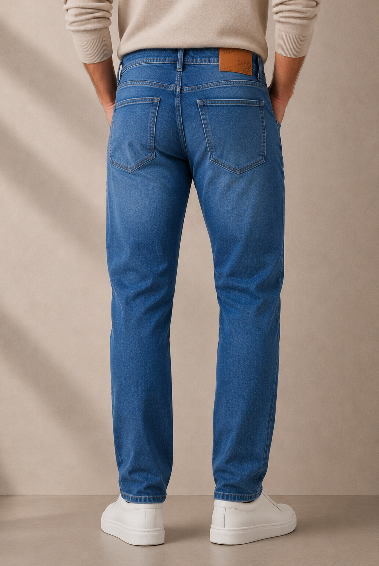 MEN BLUE STRAIGHT FIT DENIM Reality