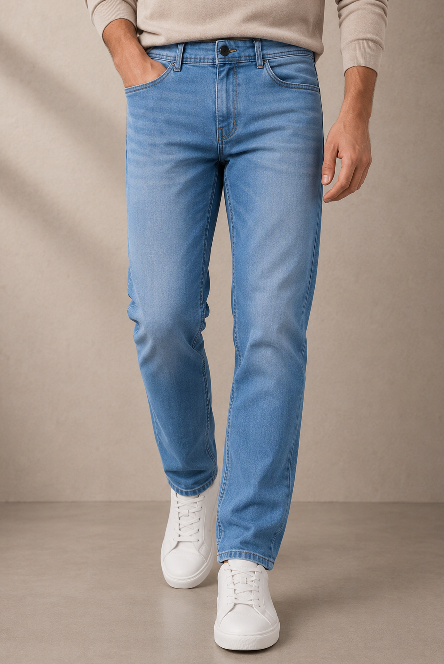 MEN LIGHT BLUE STRAIGHT FIT DENIM Reality