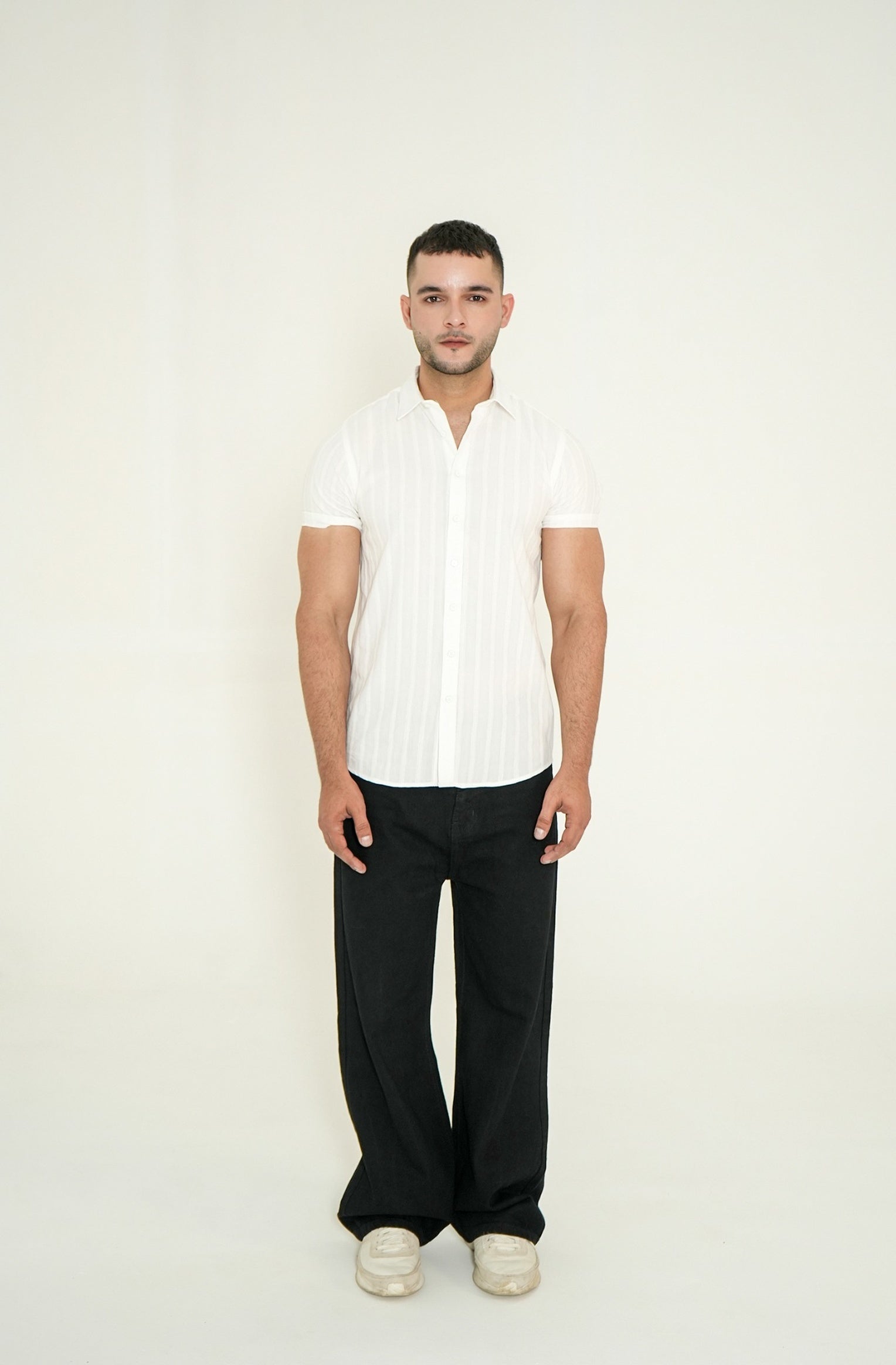 WHITE LINE STRIPED H/S CASUAL SHIRT Reality