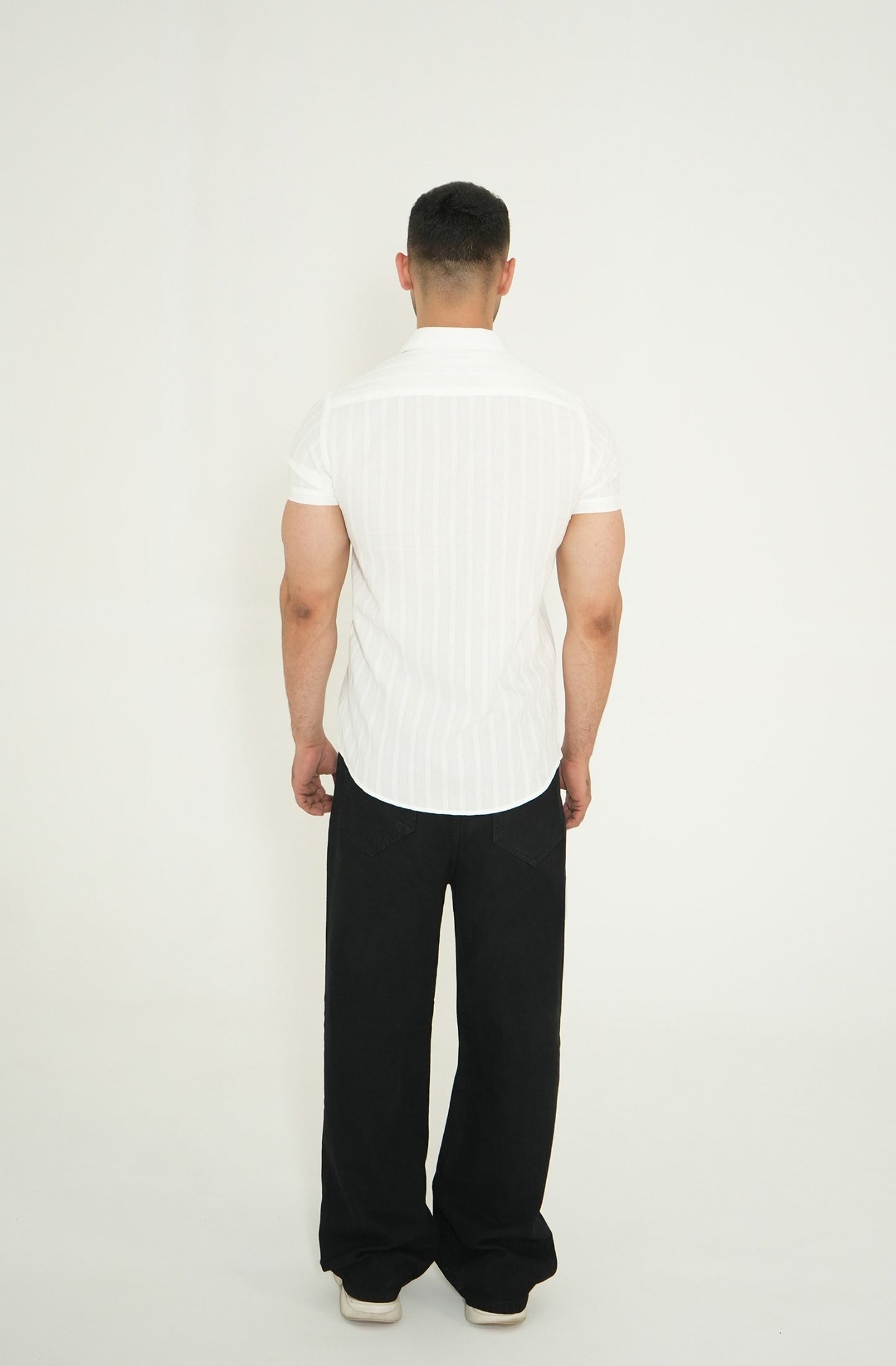 WHITE LINE STRIPED H/S CASUAL SHIRT Reality
