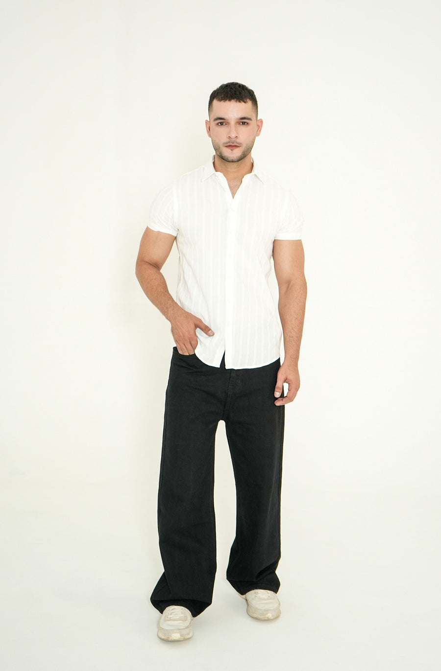 WHITE LINE STRIPED H/S CASUAL SHIRT Reality