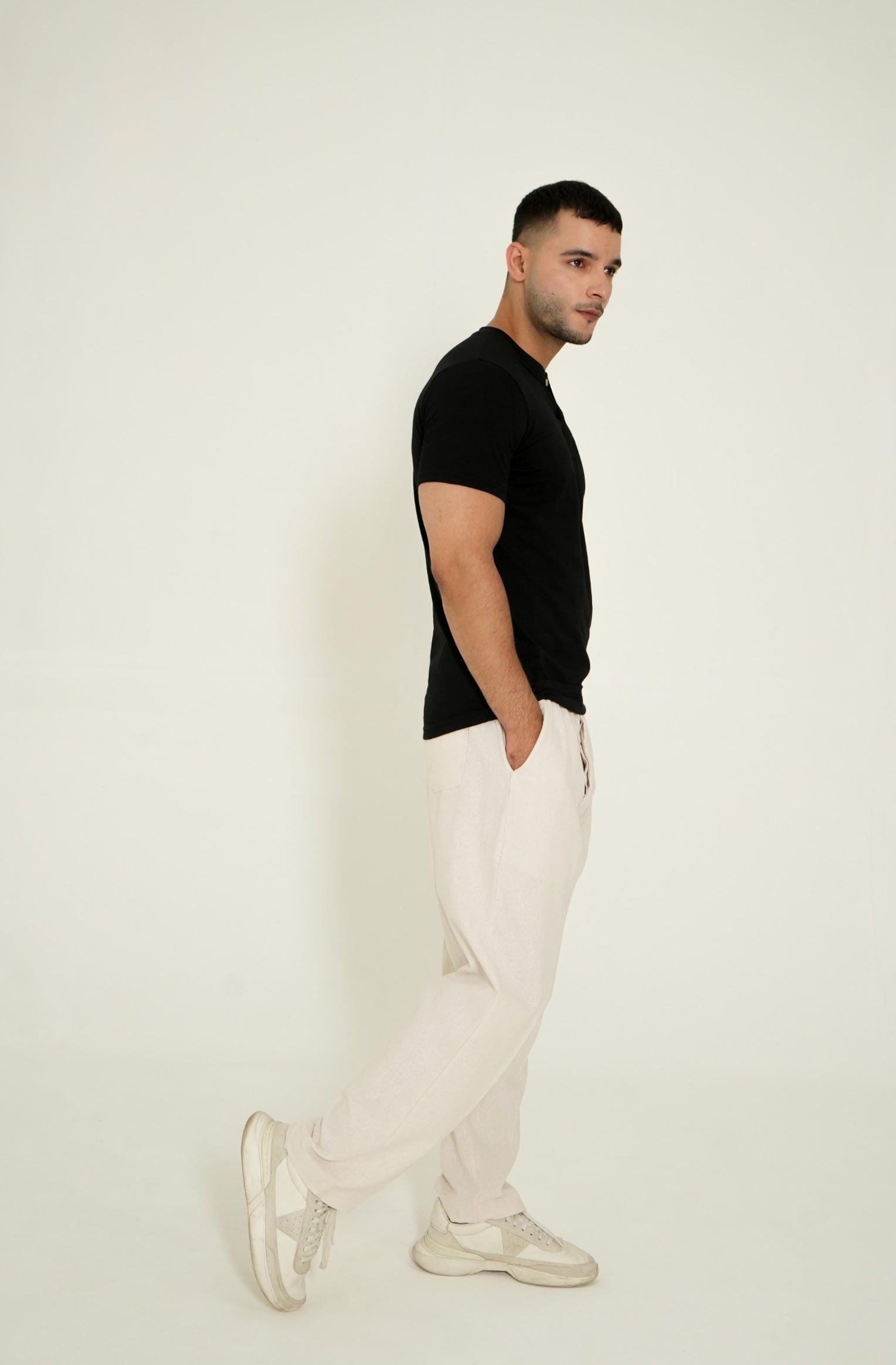 MEN BLACK T-SHIRT Reality