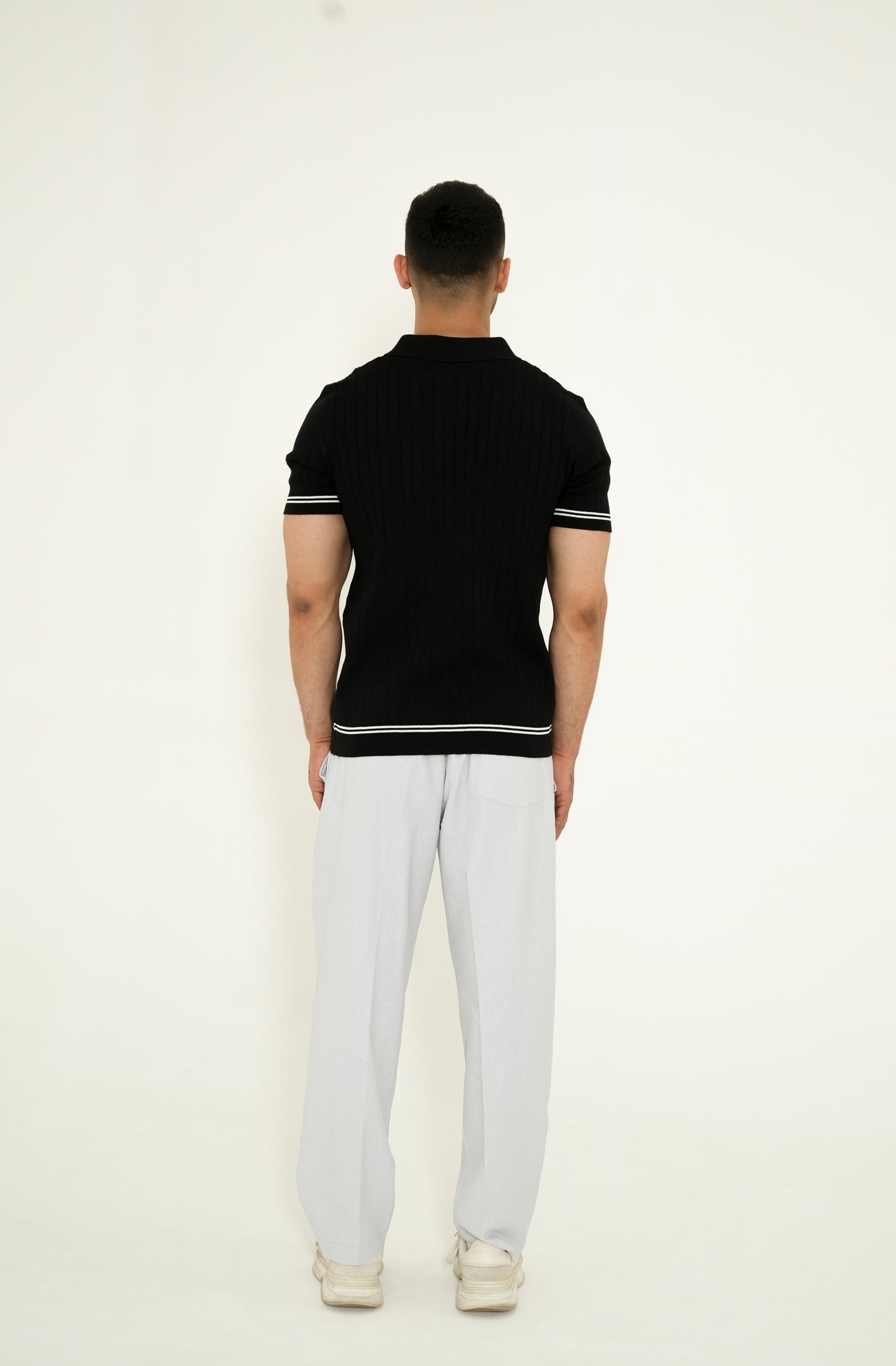 PREMIUM KNITTED BLACK POLO Reality