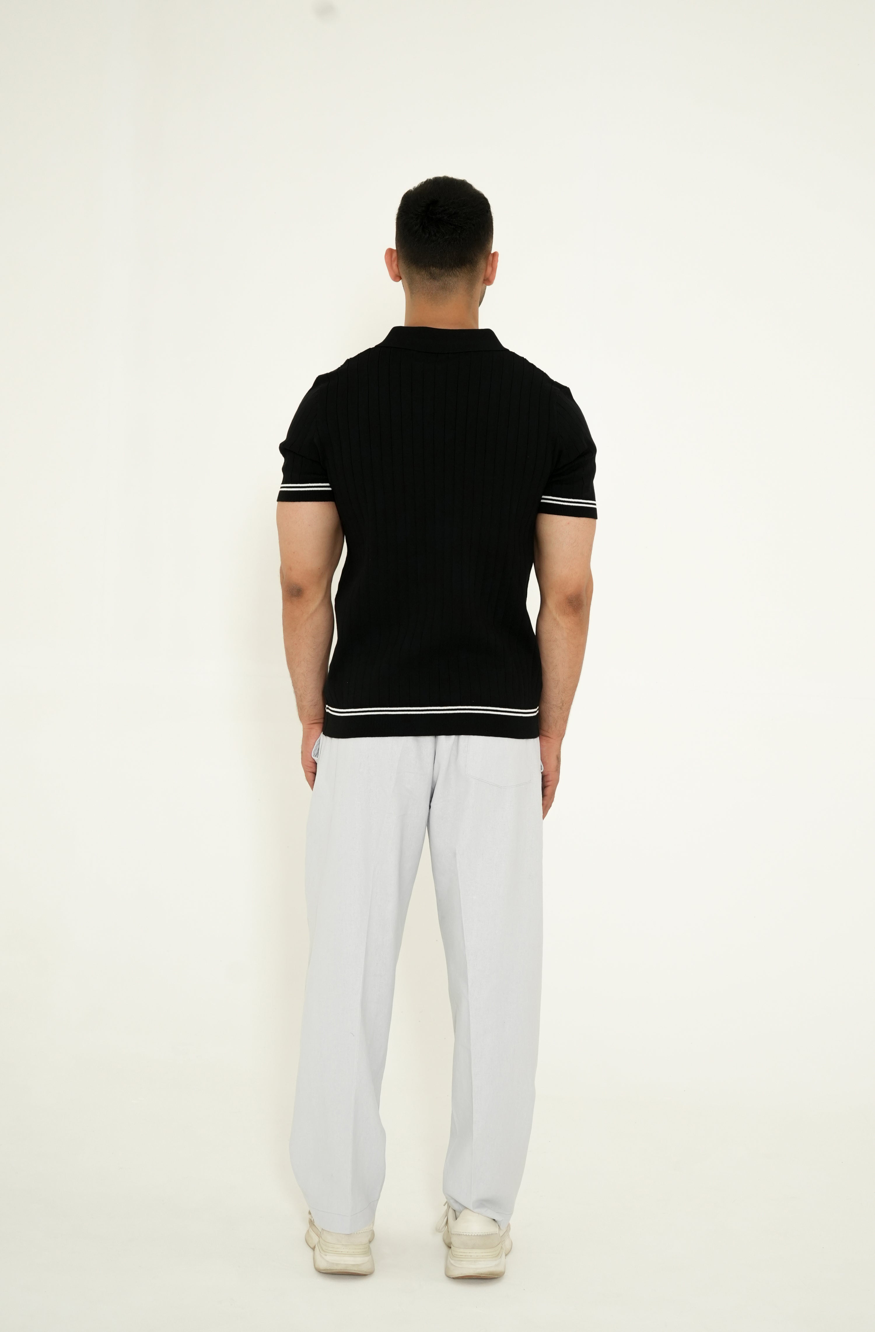 PREMIUM KNITTED BLACK POLO Reality