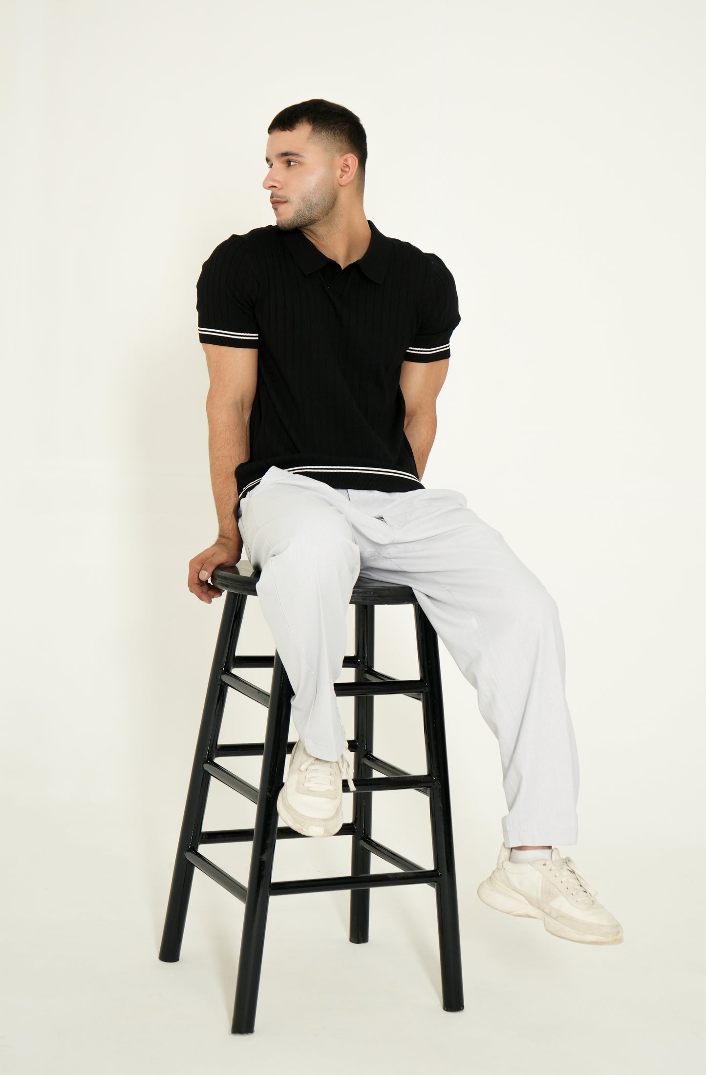 PREMIUM KNITTED BLACK POLO Reality