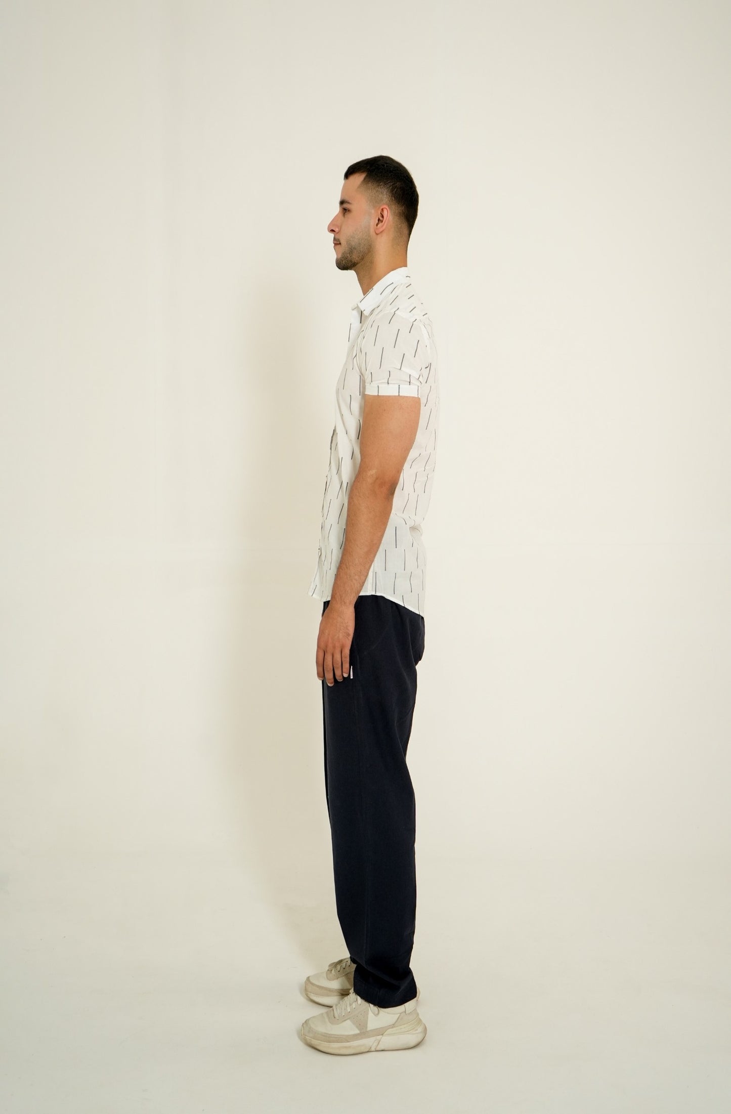 OFF WHITE STRIPED H/S CASUAL SHIRT Reality