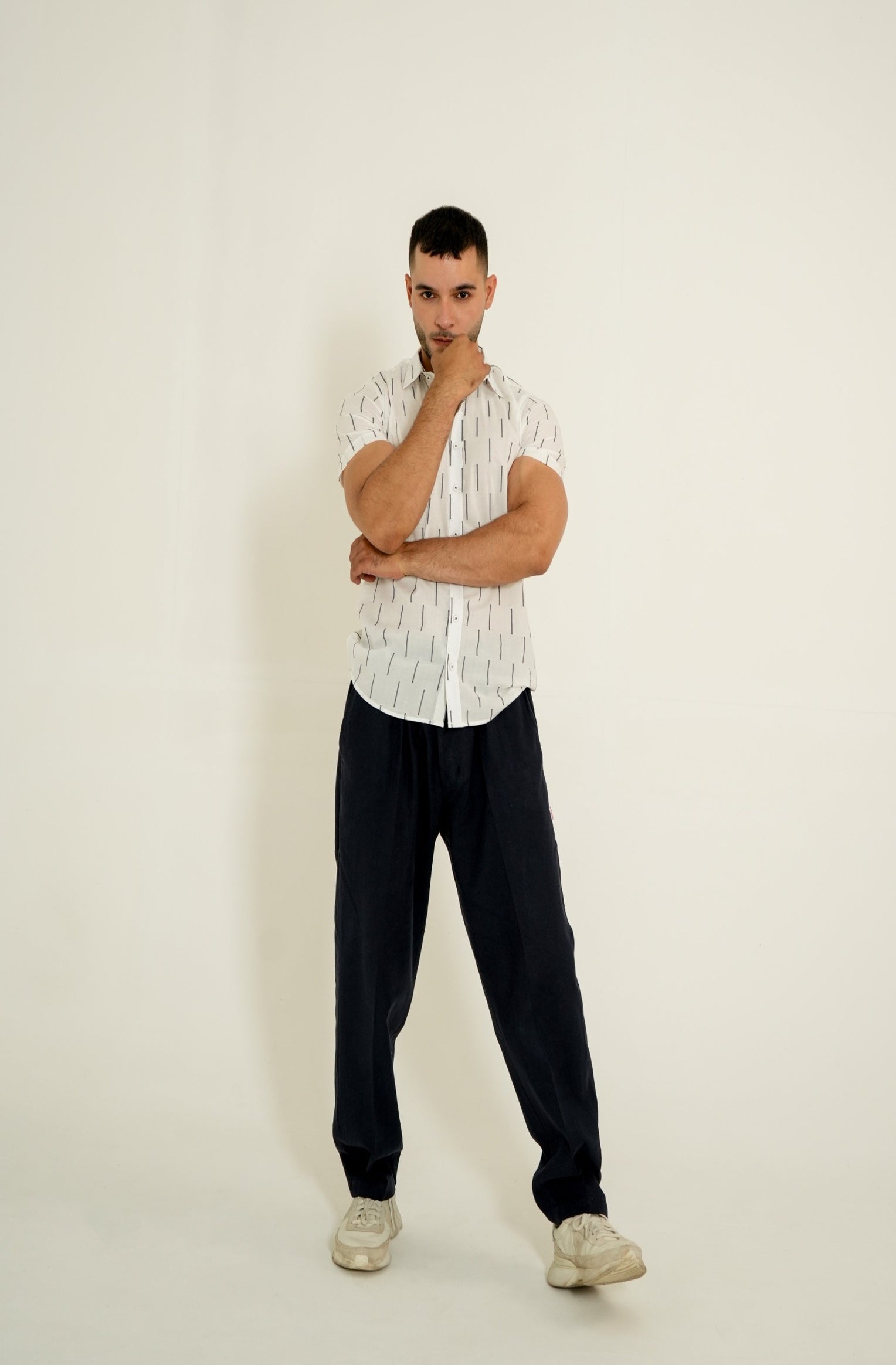 OFF WHITE STRIPED H/S CASUAL SHIRT Reality