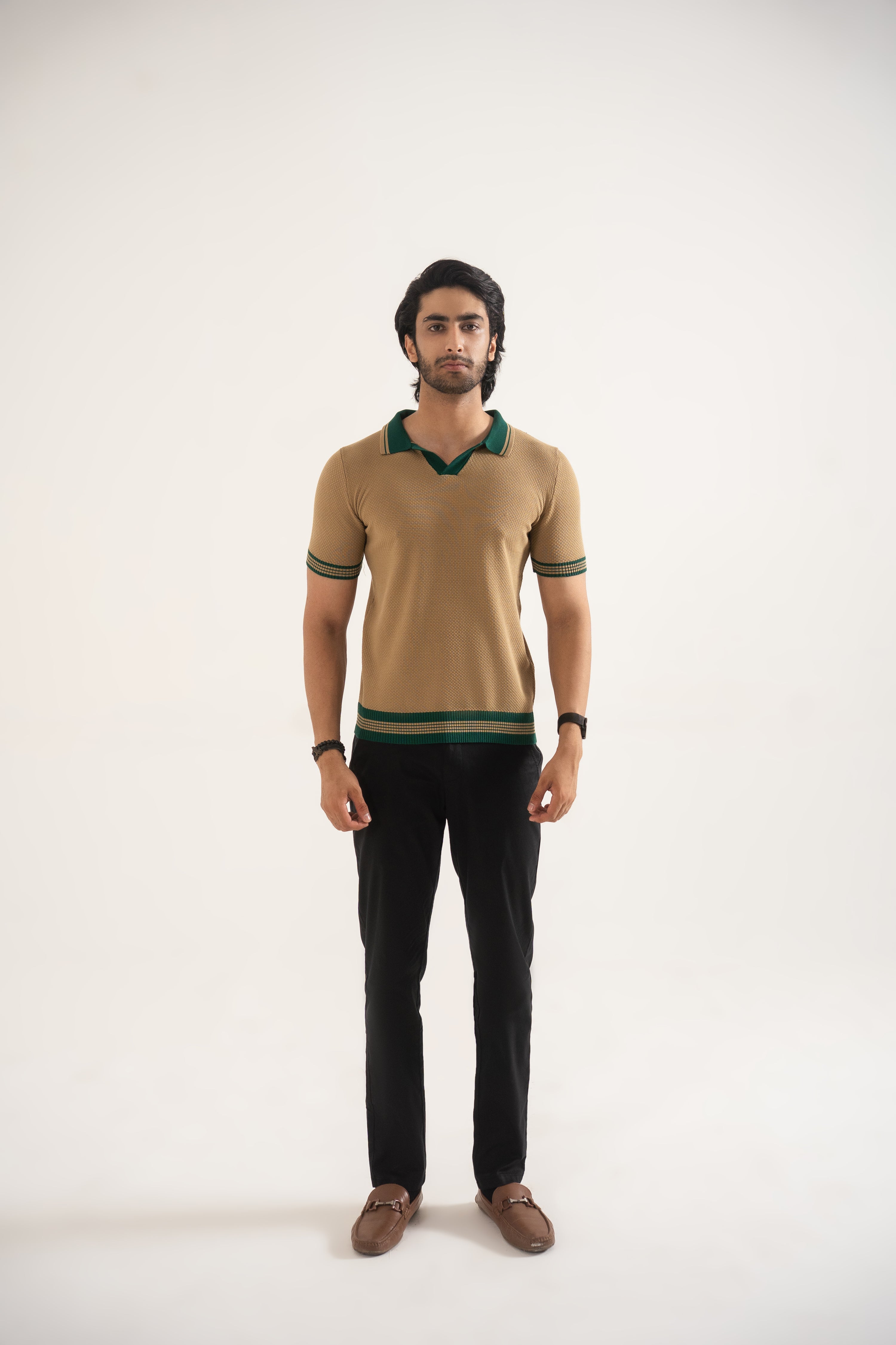 PREMIUM KNITTED KHAKI POLO Reality