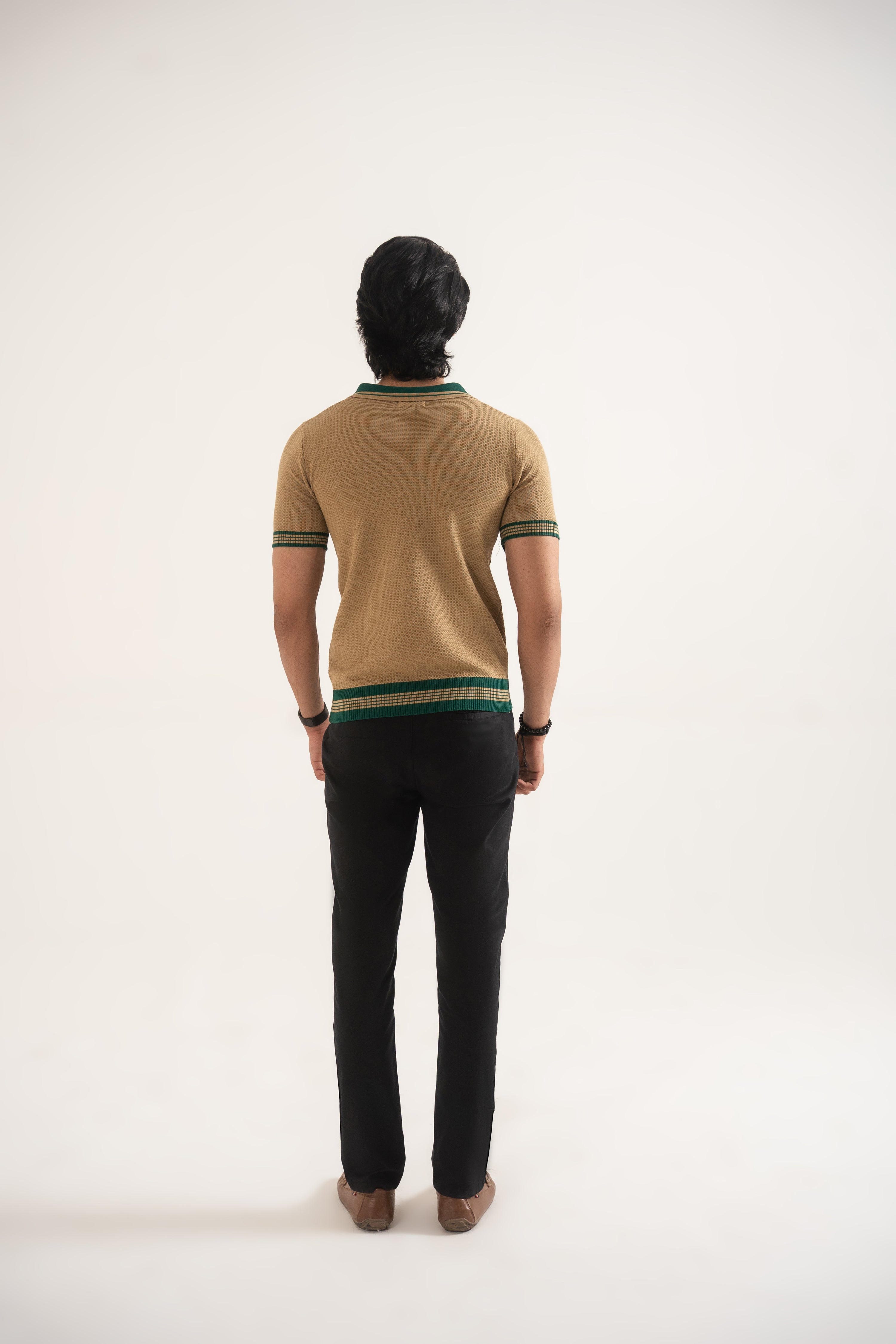PREMIUM KNITTED KHAKI POLO Reality