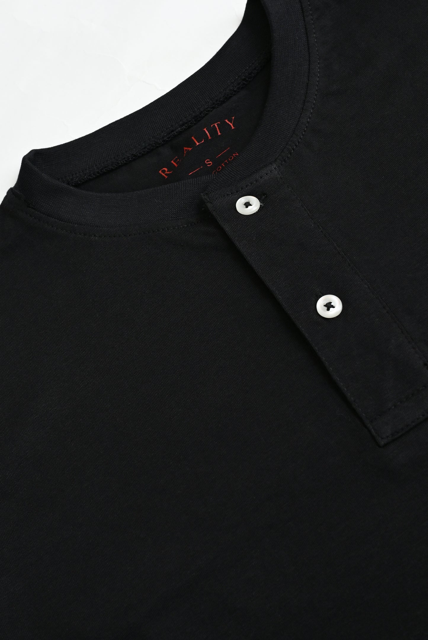 MEN BLACK T-SHIRT