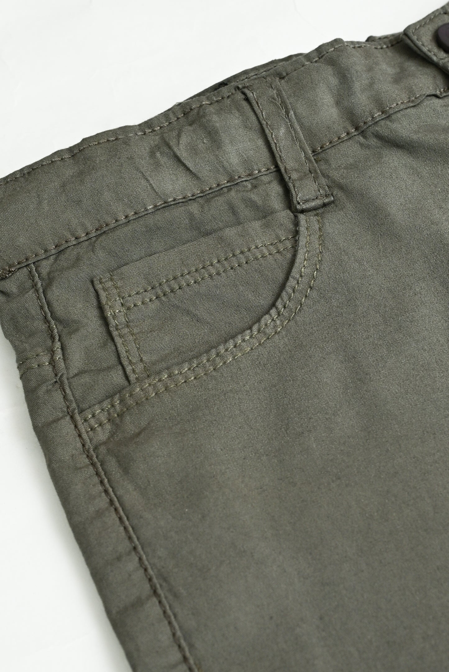 KIDS OLIVE SHORTS