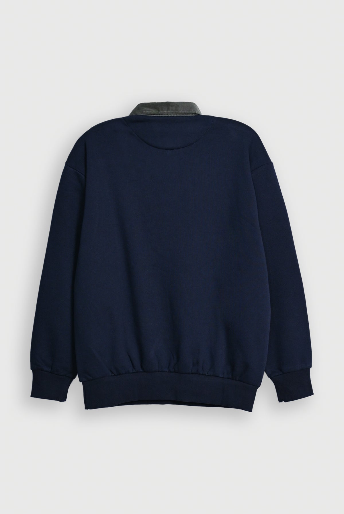MEN CONTRAST COLLAR NAVY JUMPER REALITY