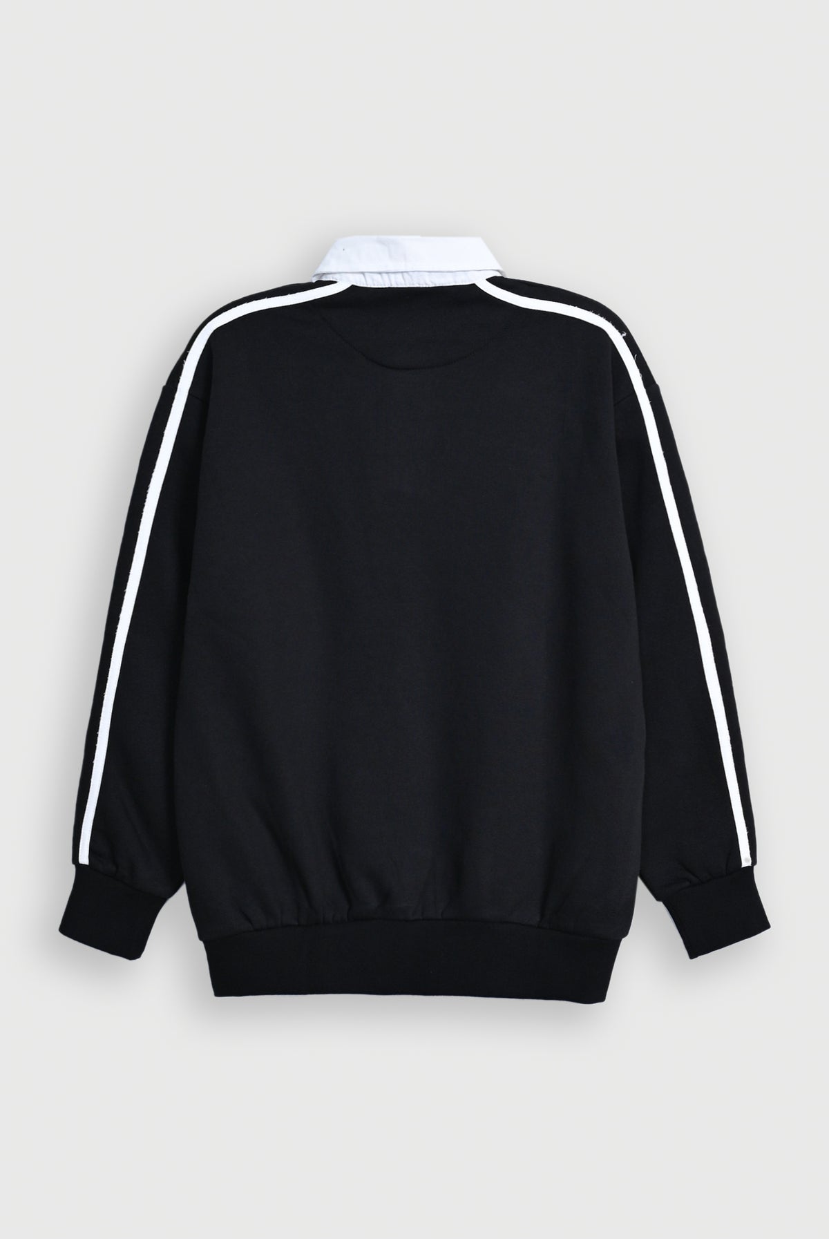 MEN CONTRAST COLLAR BLACK JUMPER REALITY