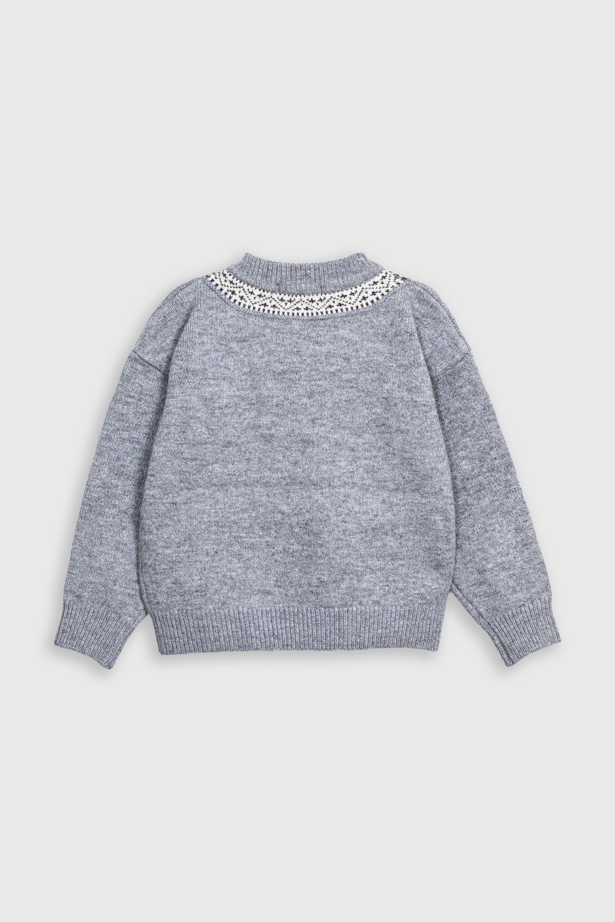 GIRL'S GRAY SWEATER Reality