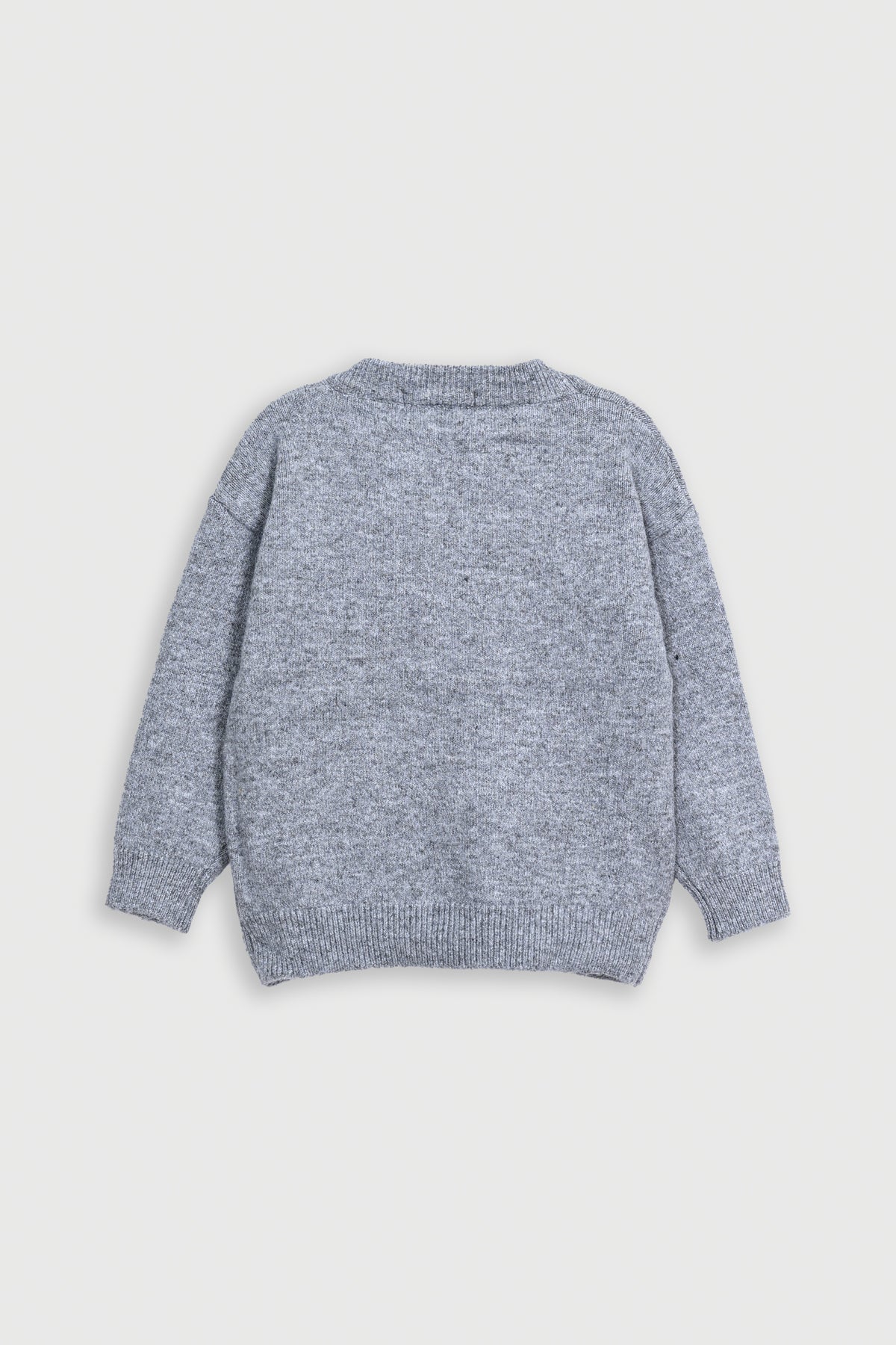 GIRL'S GRAY SWEATER Reality