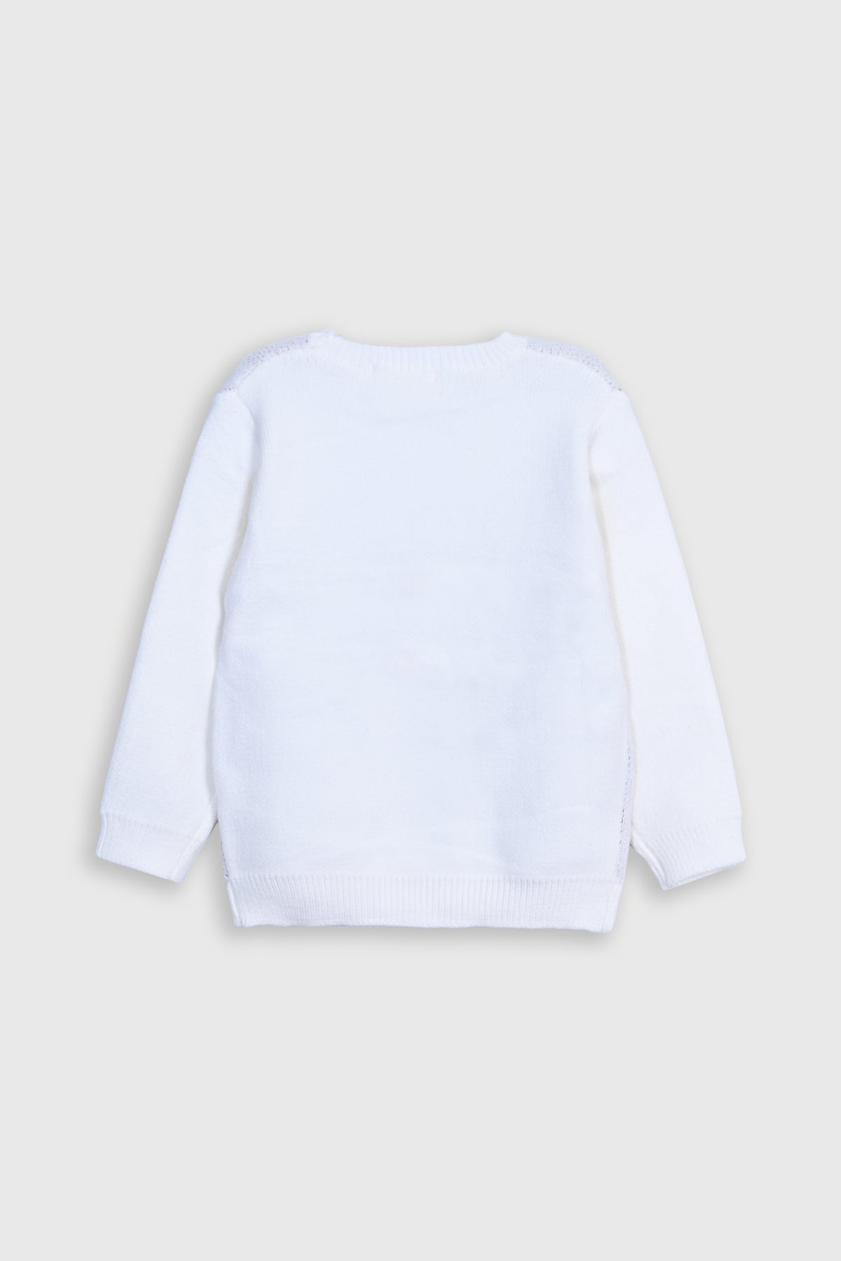 GIRL'S WHITE SWEATER Reality