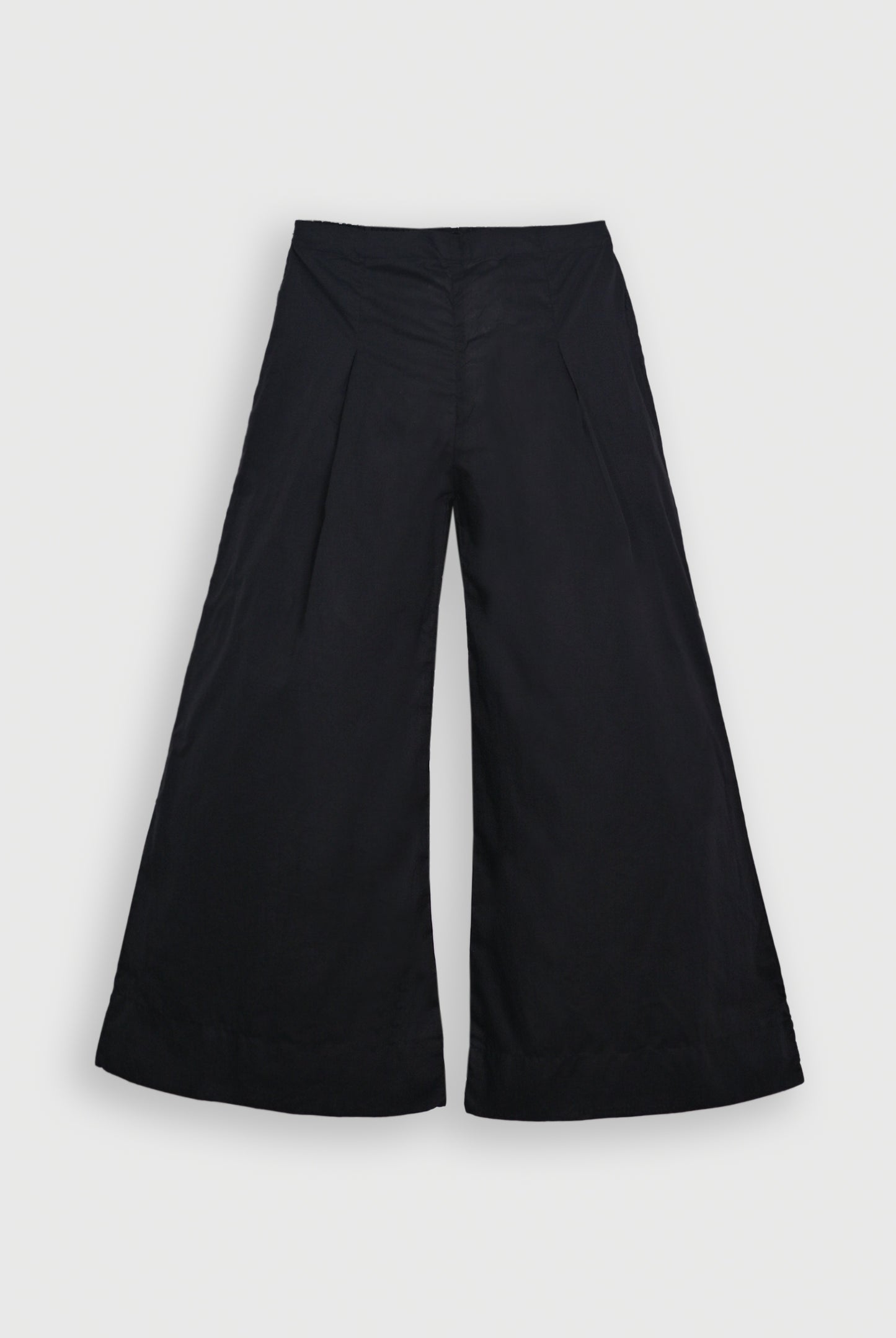 LADIES BLACK TROUSER Reality