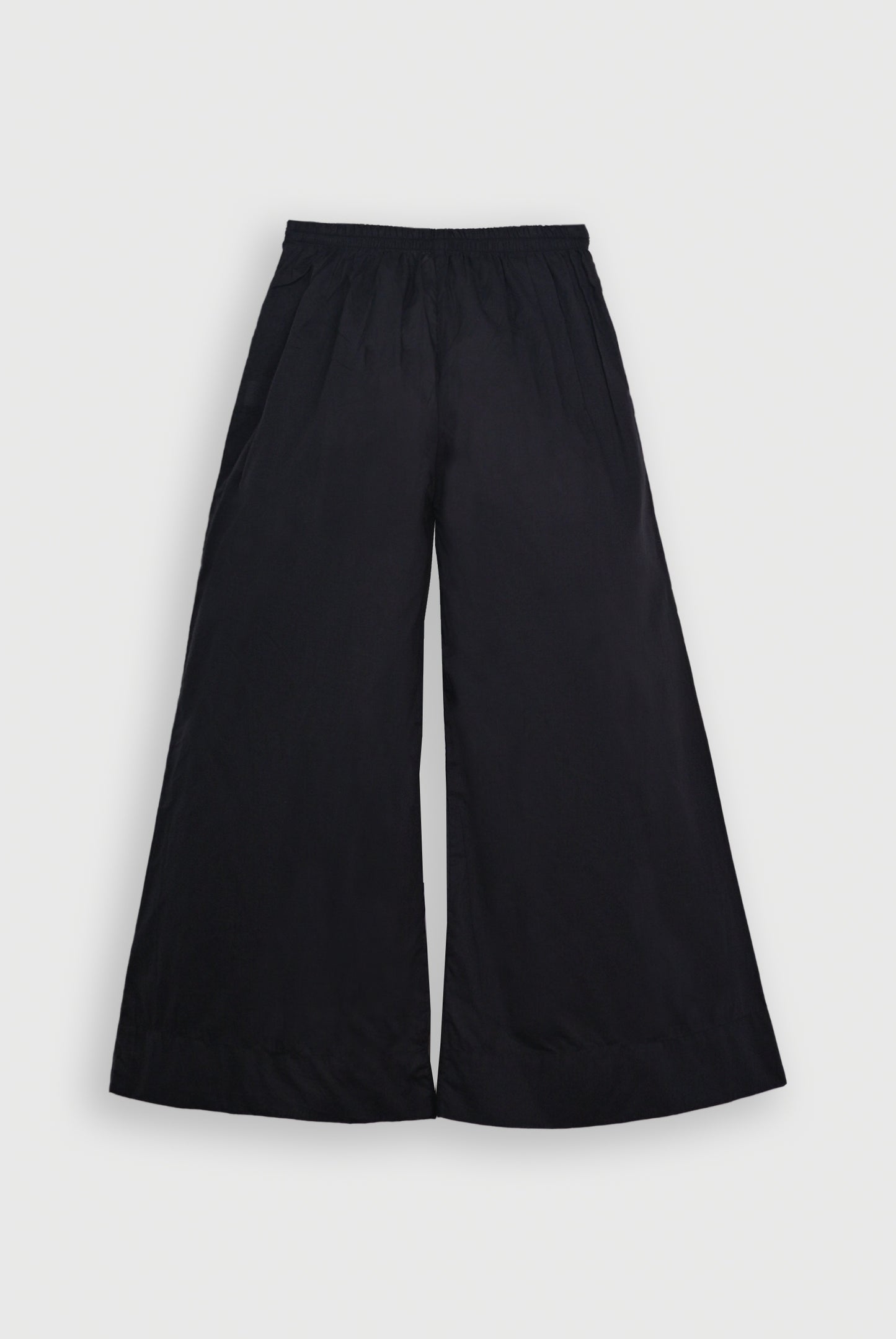 LADIES BLACK TROUSER Reality