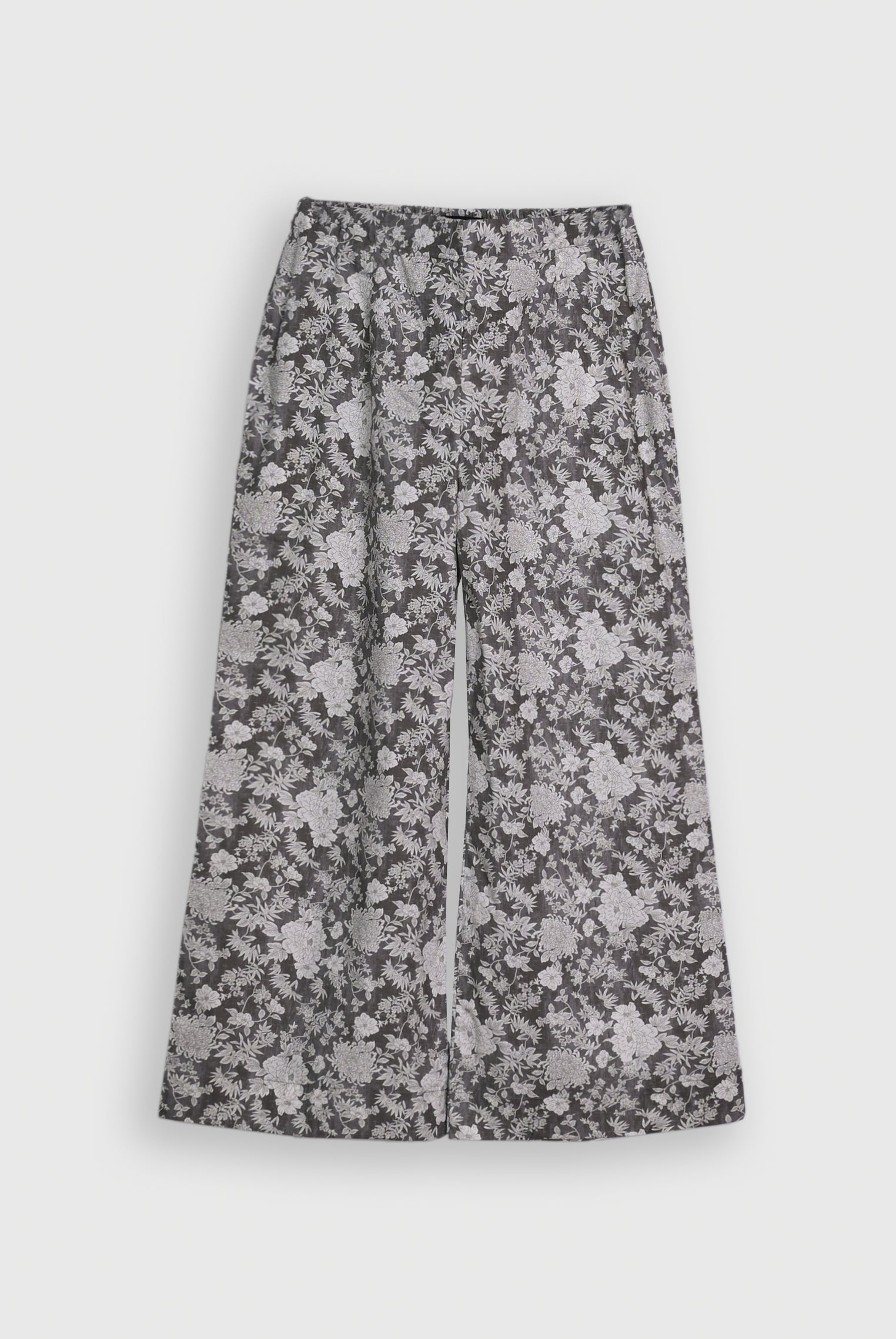GRAY FLORAL FROCK Reality