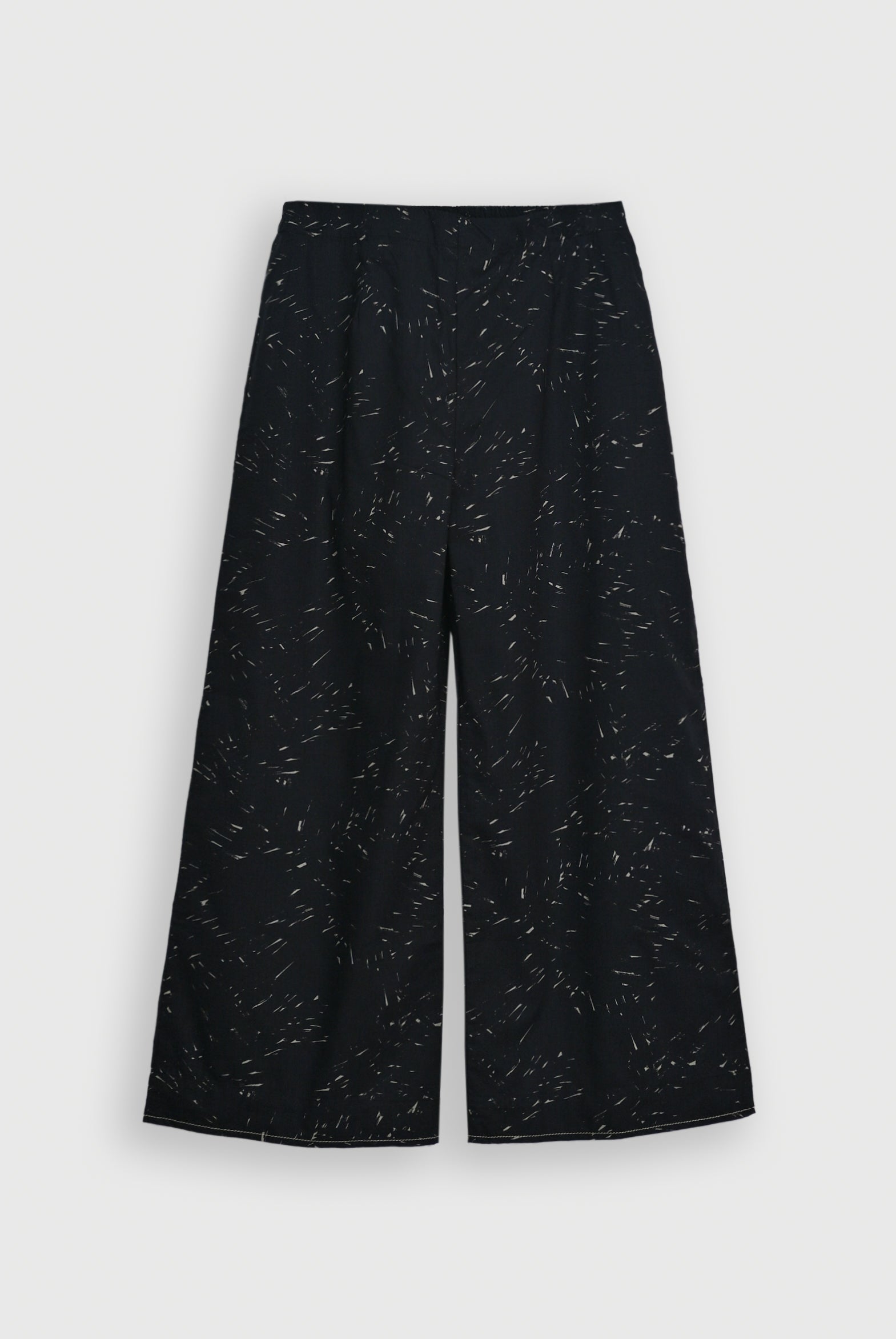 BLACK FLORAL FROCK Reality
