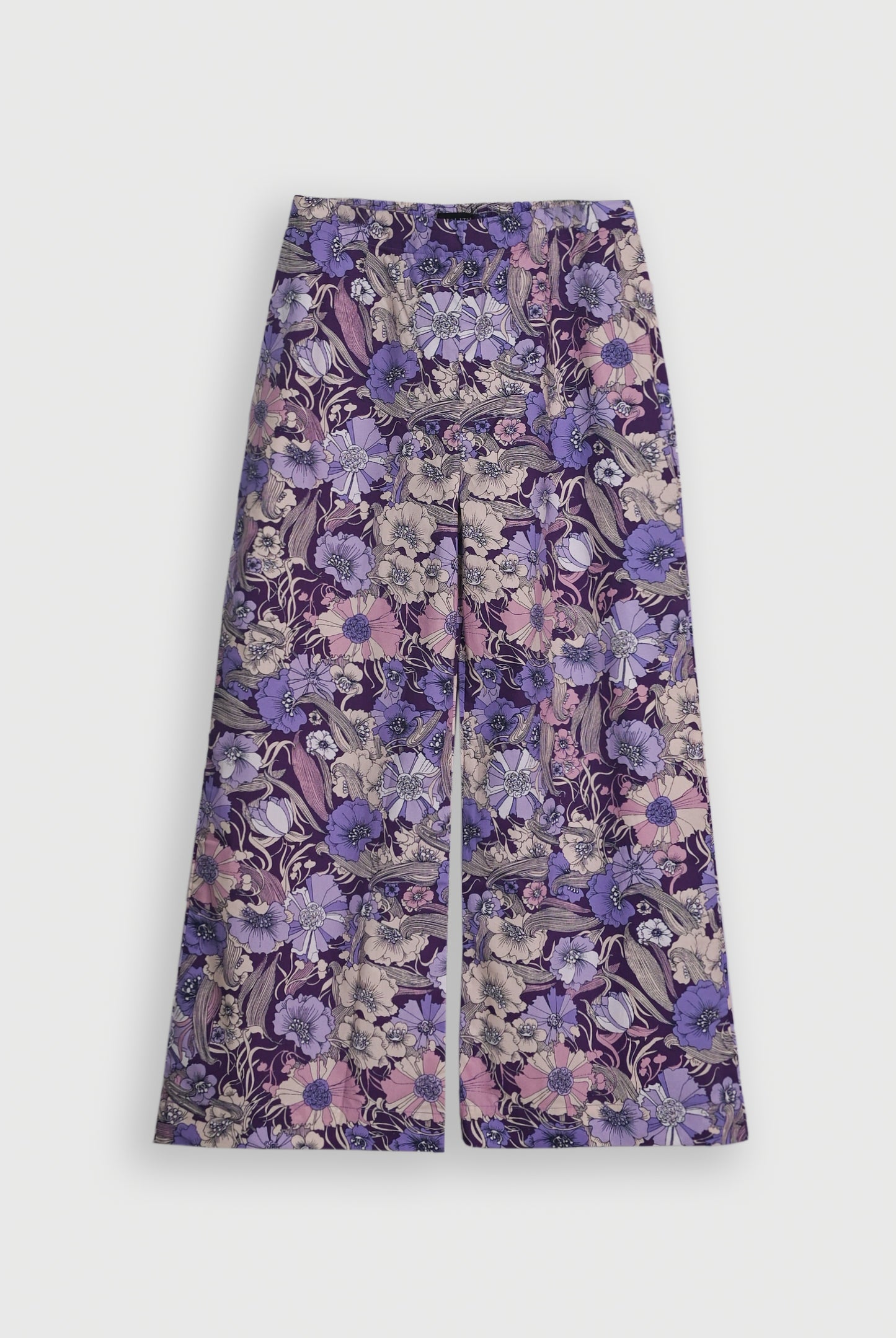 PURPLE FLORAL BLACK FROCK Reality