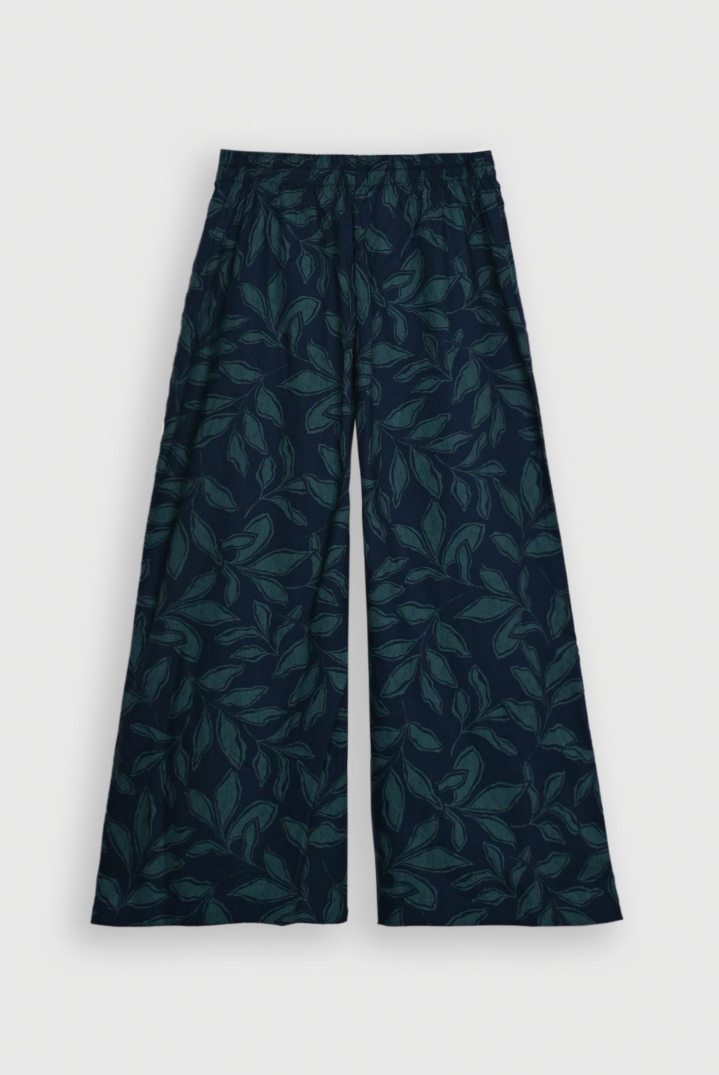 NAVY FLORAL FROCK Reality