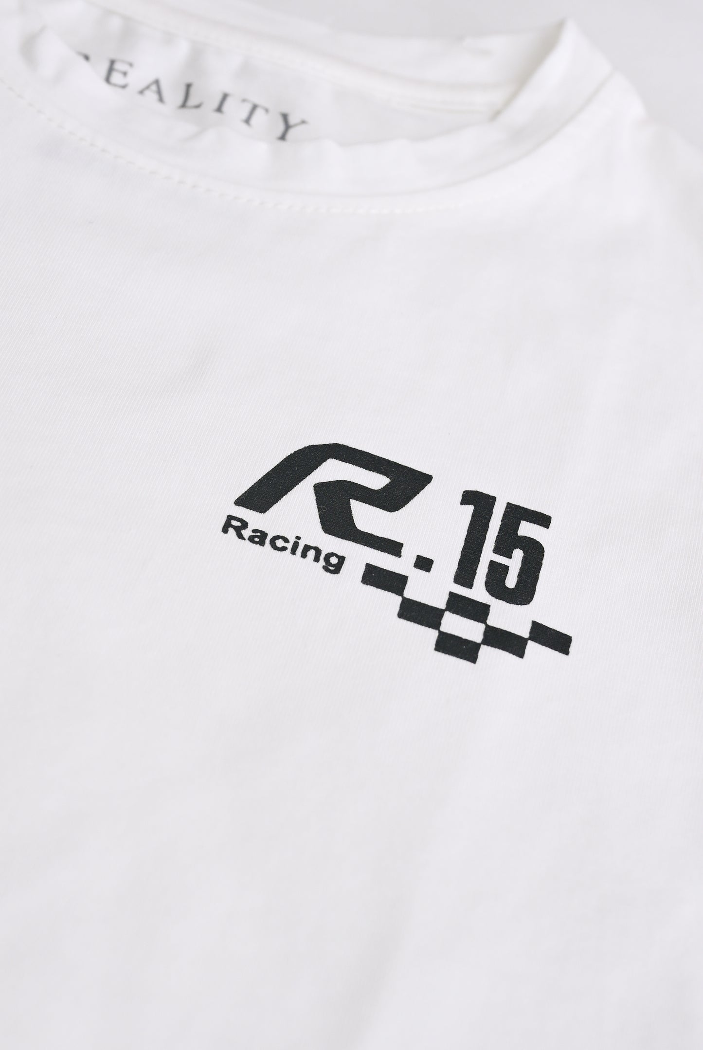 WORTHY GRAPHIC WHITE TEE Reality
