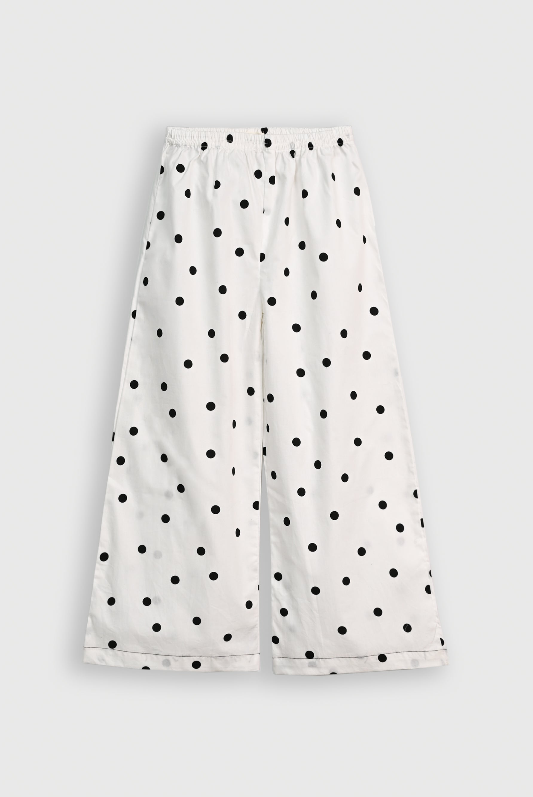 CHERRY MUSE OFF WHITE CO-ORD SET Reality