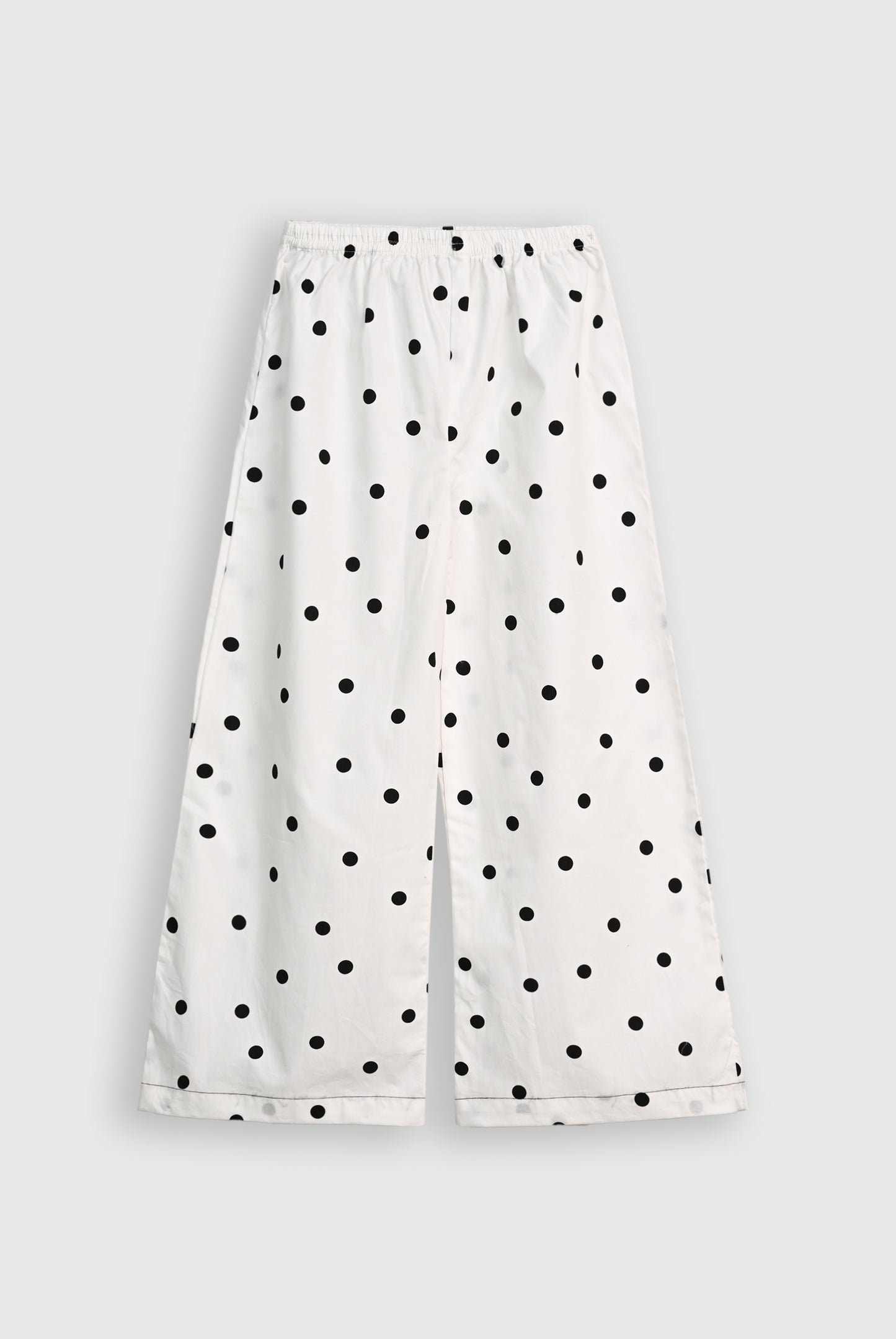 CHERRY MUSE OFF WHITE CO-ORD SET Reality