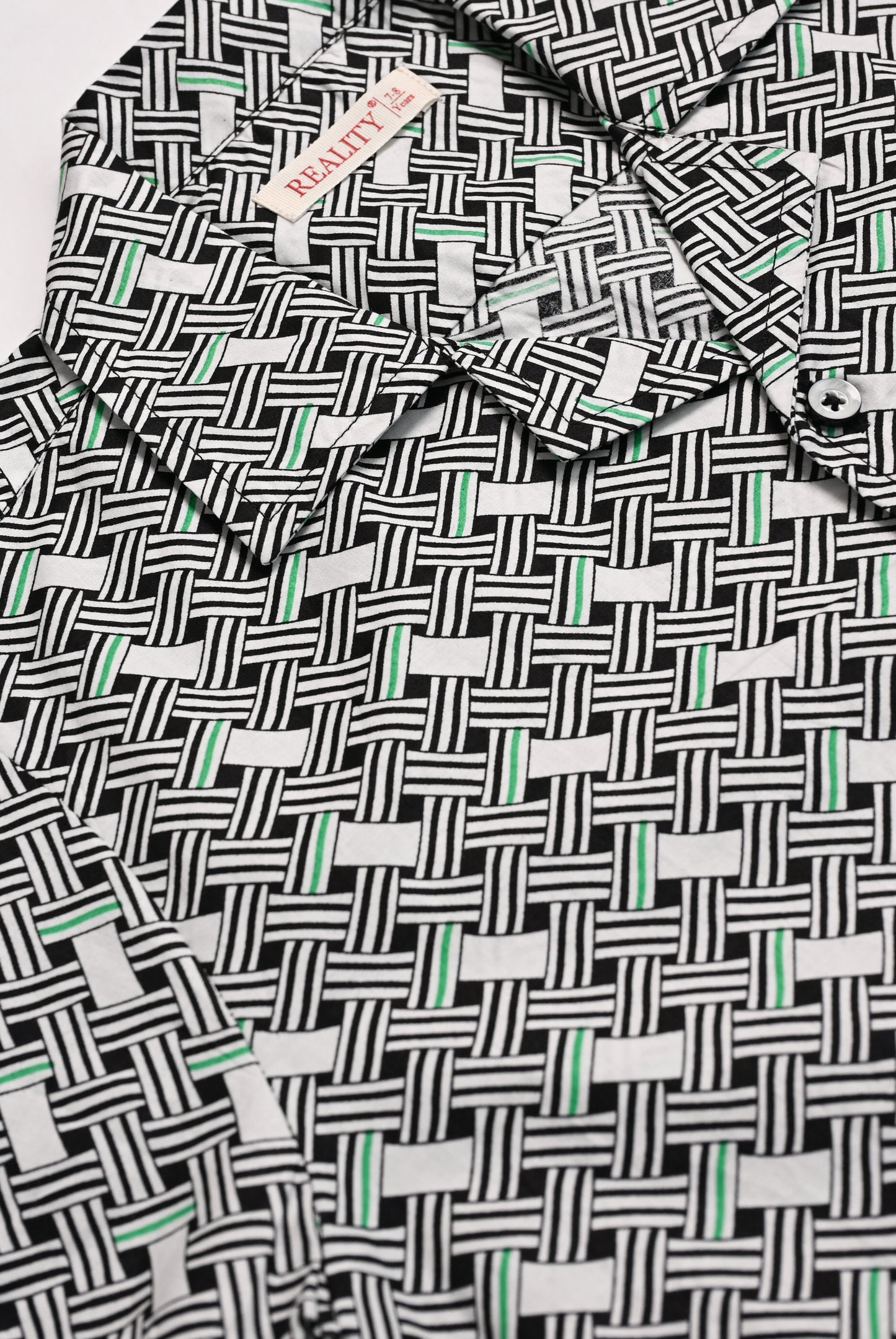BCOAT COLLAR BLACK CASUAL SHIRT Reality