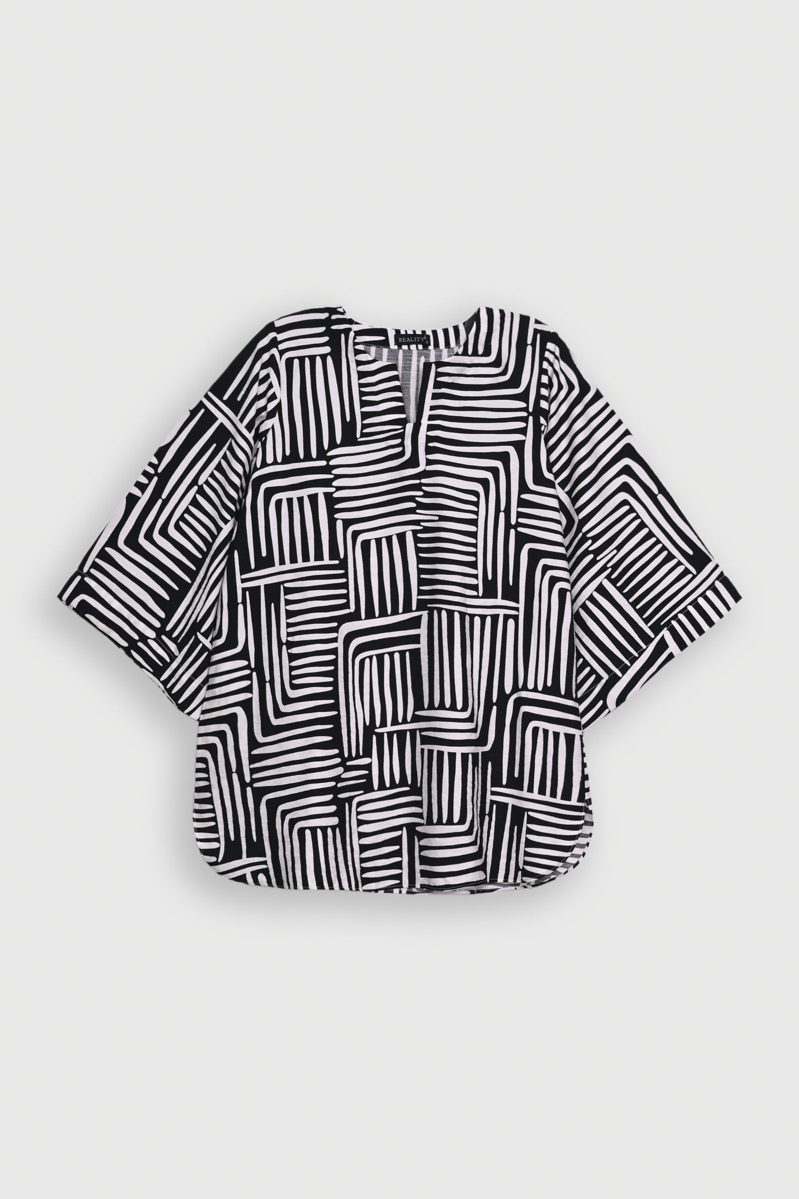 LADIES BLACK TOP Reality