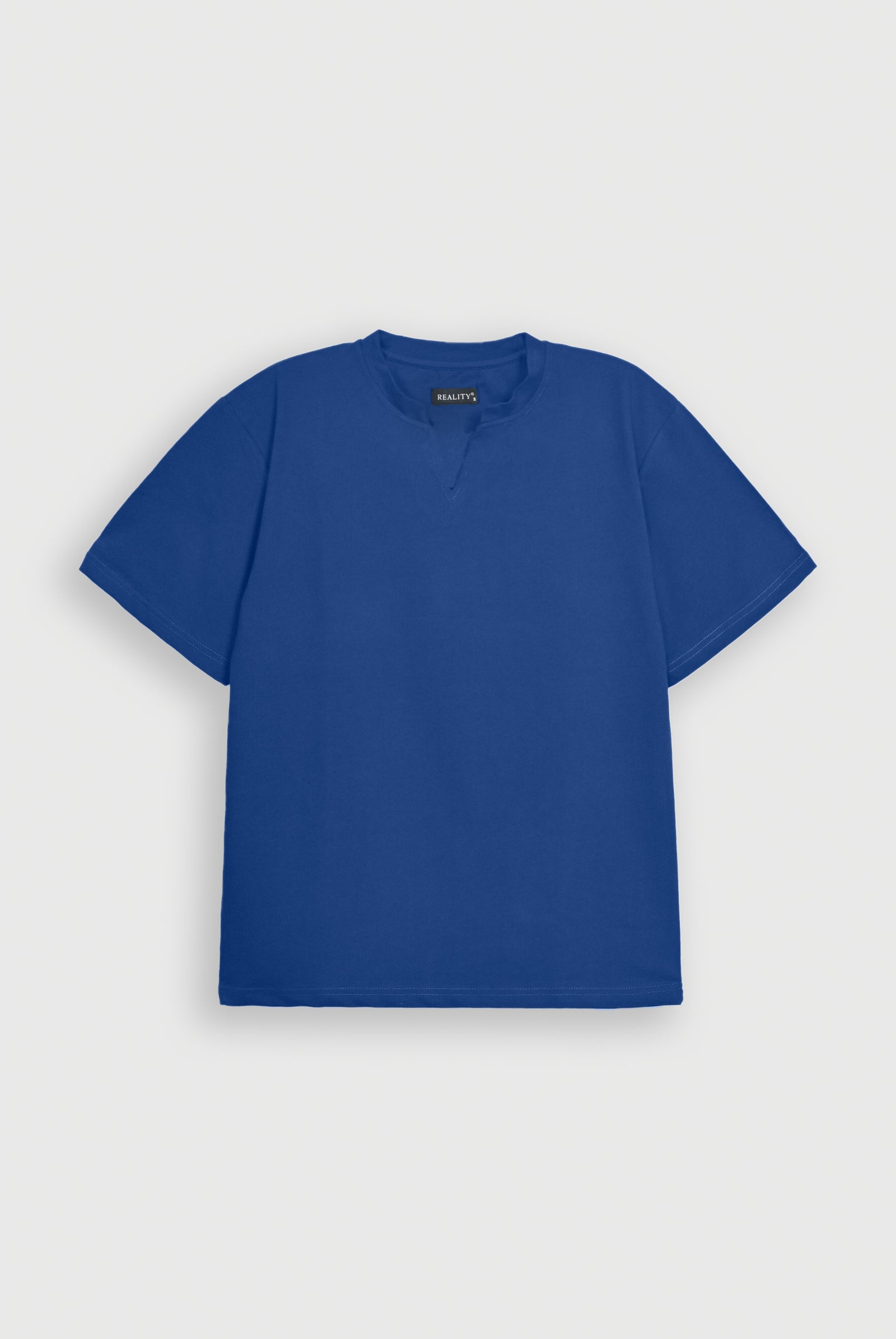 BASIC V-NECK BLUE TEE Reality