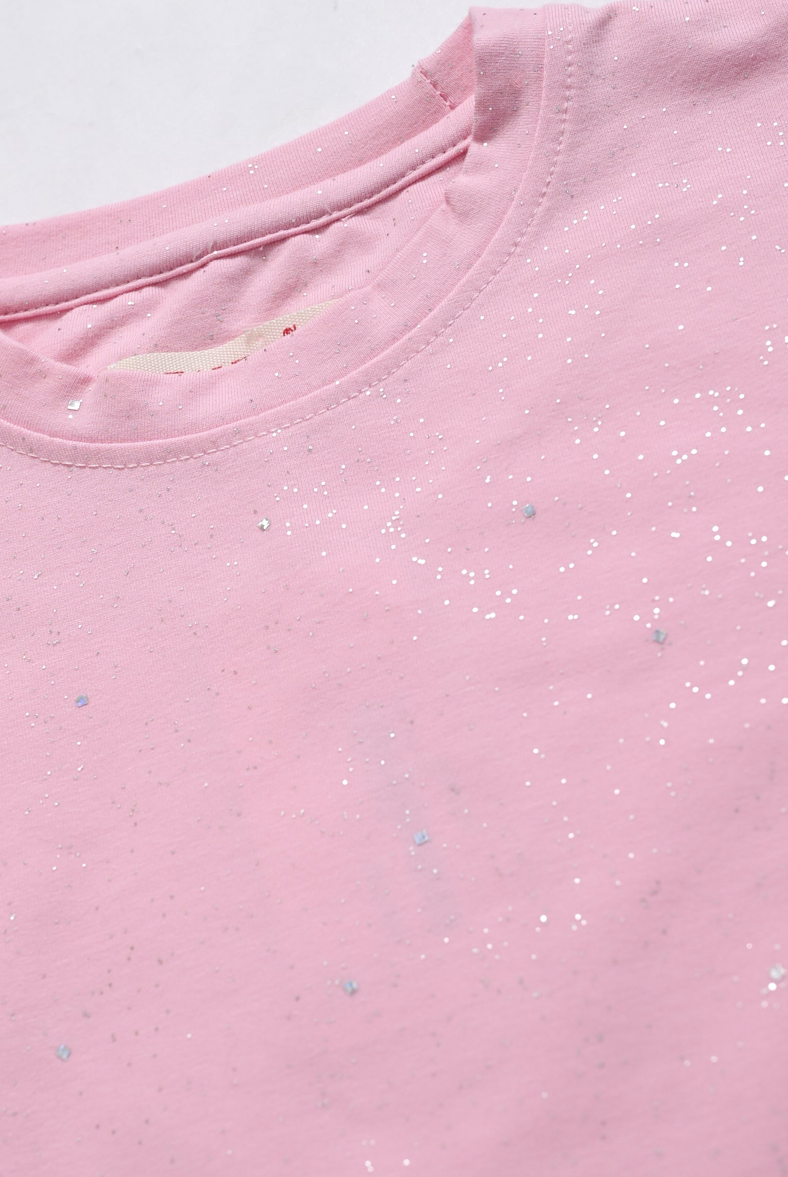 GRAPHIC PINK TEE Reality