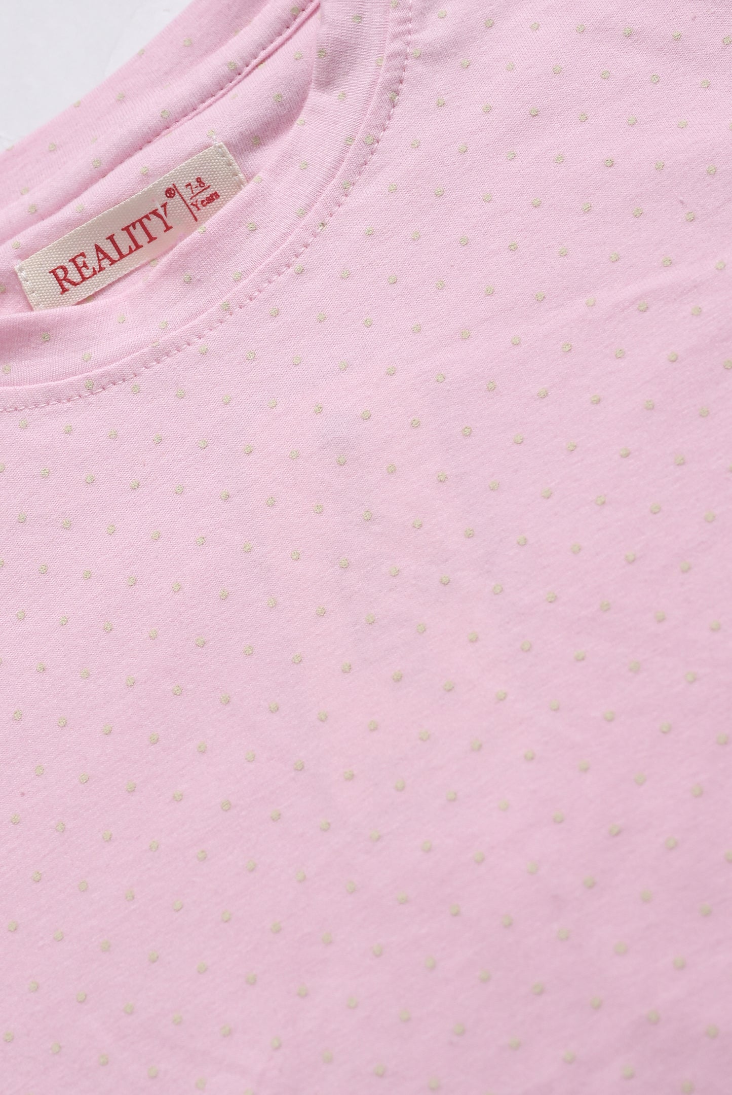 GRAPHIC LIGHT PINK TEE Reality