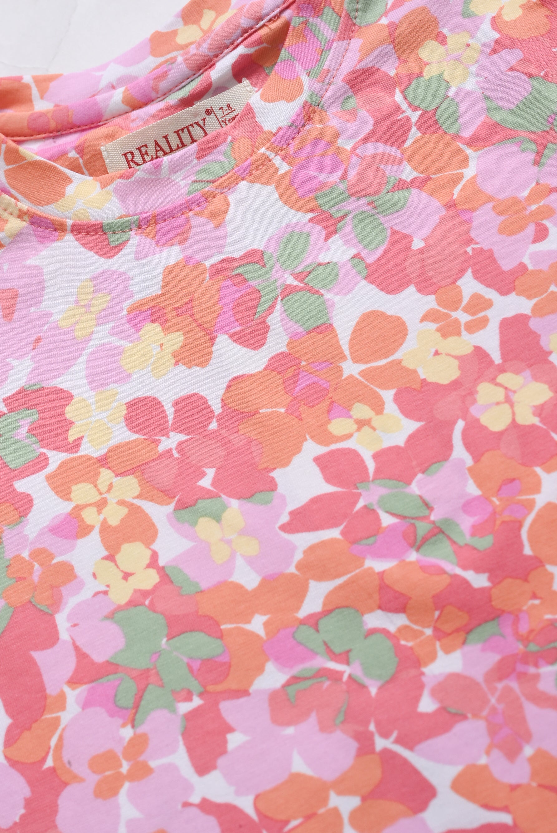 GRAPHIC MULTI TEE Reality