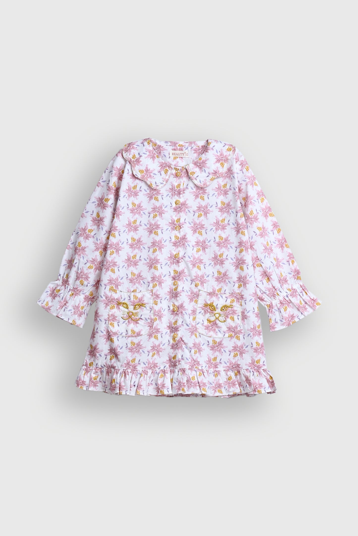 LIGHT PINK POCKET PAWS AND PETALS Reality